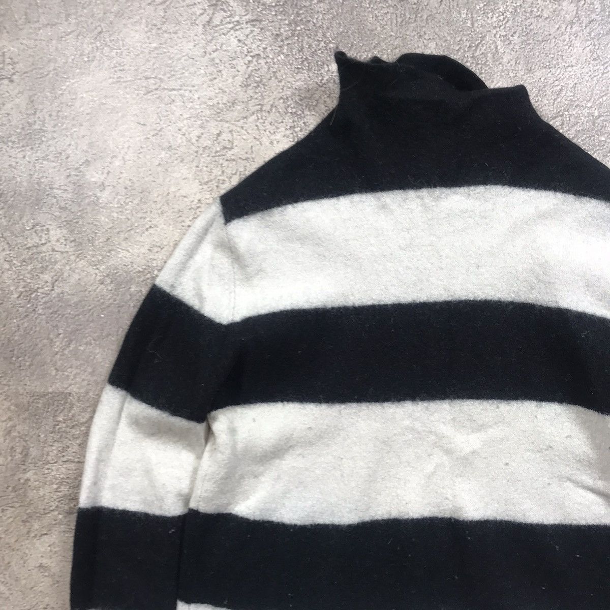 Vintage Vintage 90s Striped Knit Sweater Y2K Grunge Oversized Logo M Size M / US 6-8 / IT 42-44 - 2 Thumbnail