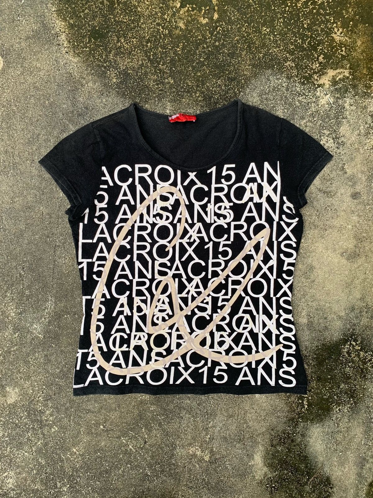 Christian Lacroix Vintage Chrtistian Lacroix 15 Cropped Black Logo Top Tee Size L / US 10 / IT 46 - 1 Thumbnail