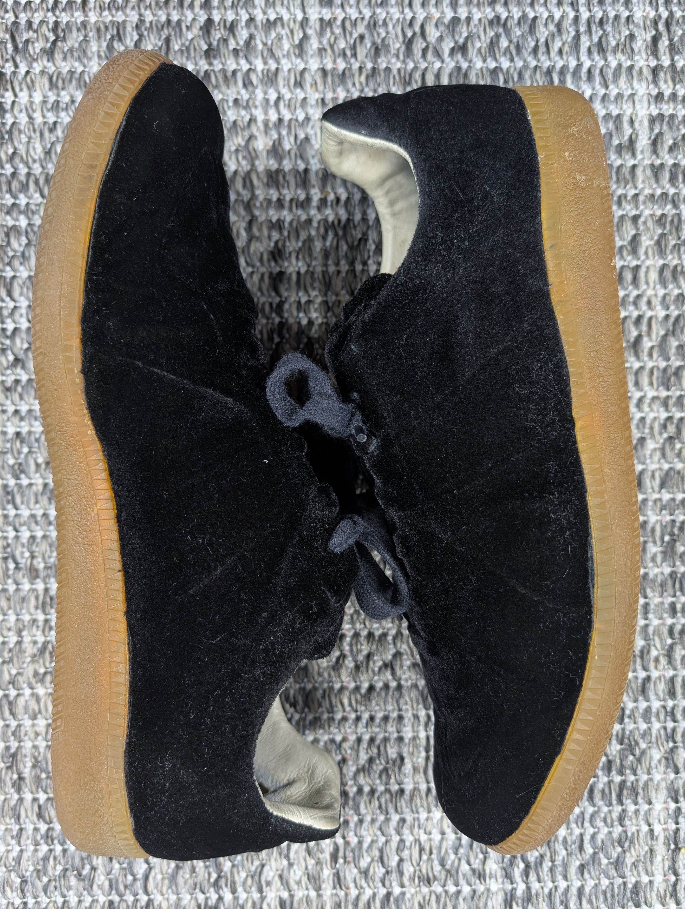 Maison Margiela Maison Margiela GAT Replica Black Velvet Dipped Sneakers Size US 9 / EU 42 - 8 Thumbnail