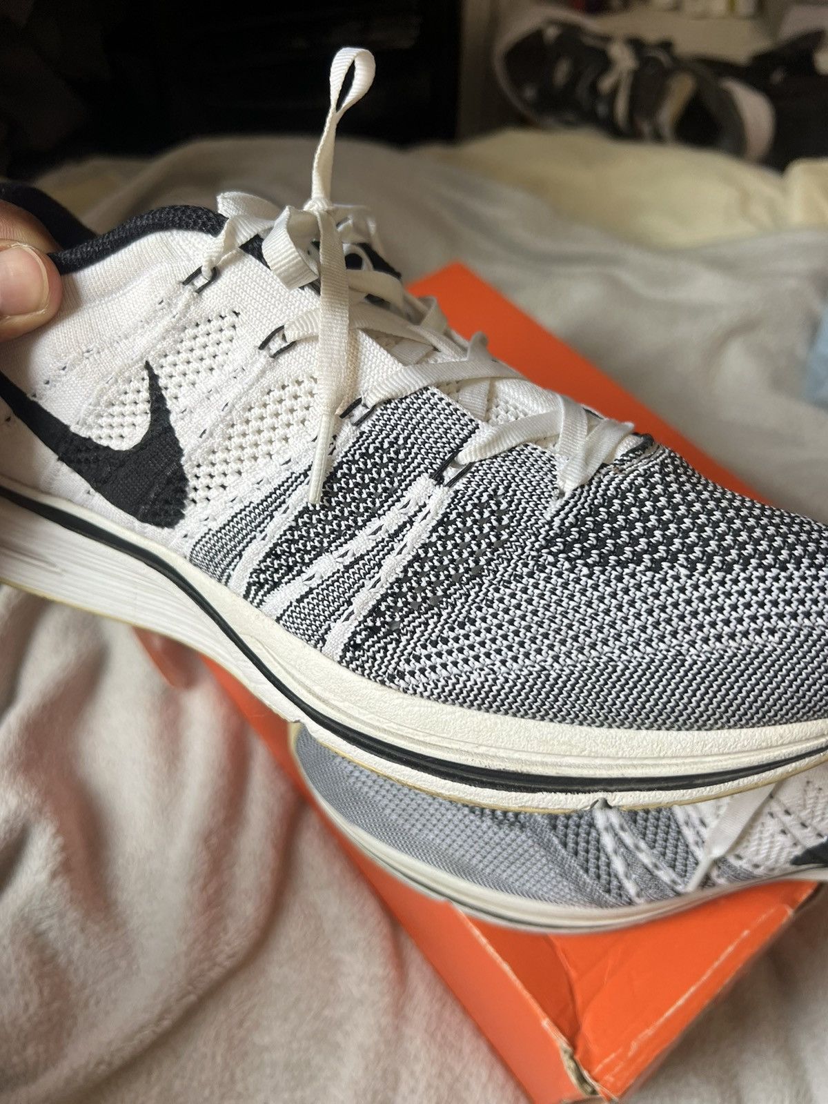 Nike Nike Flyknit Trainer White + padded Size US 10.5 / EU 43-44 - 7 Thumbnail