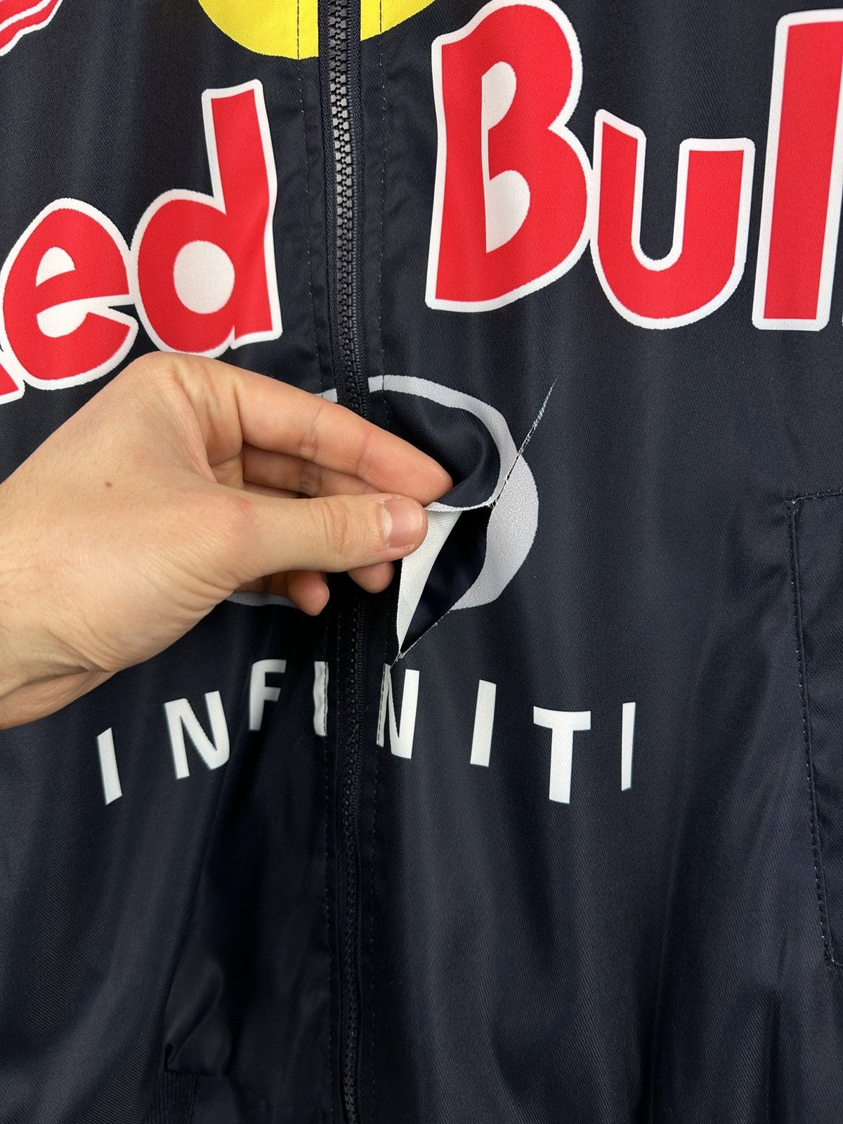 Formula 1 × Red Bull Vintage Red Bull Infinity F1 Racing Light Jacket Size US M / EU 48-50 / 2 - 13 Thumbnail