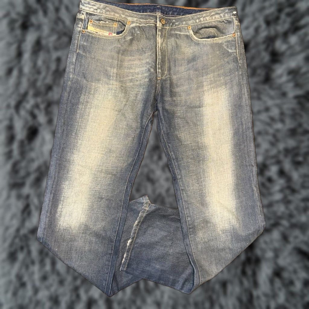 Diesel DIESEL Starx Jeans Men’s Medium Wash Regular Straight Leg 36x32 Blue Button Fly Mens Size US 34 / EU 50 - 1 Thumbnail