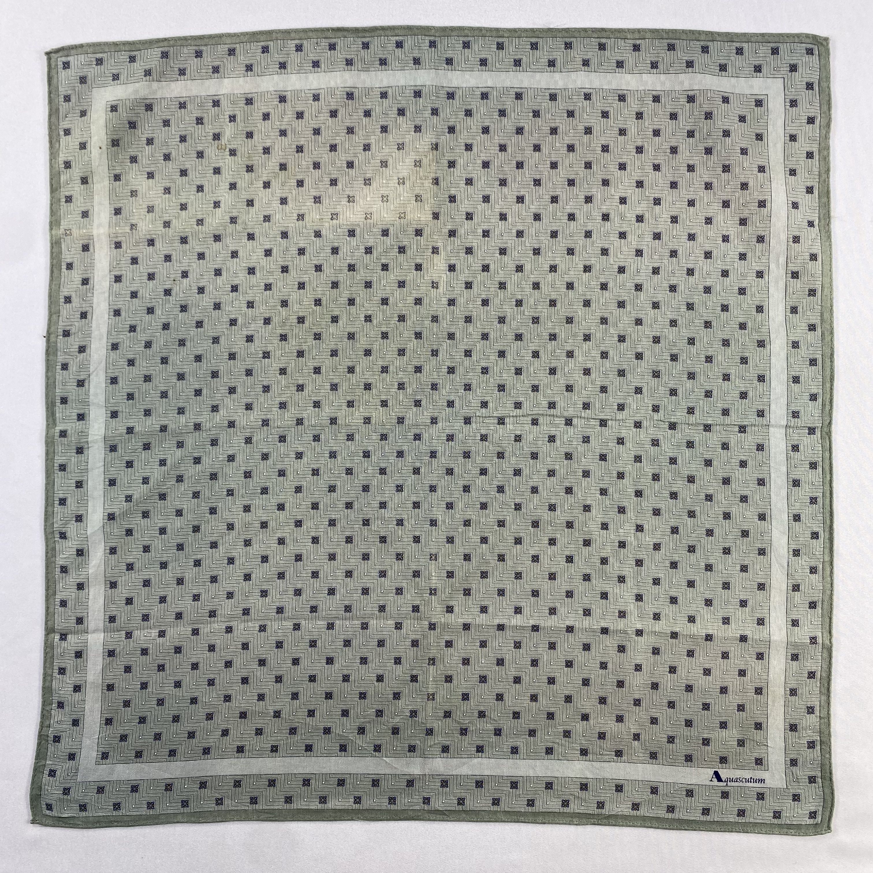 Aquascutum × Vintage Aquascutum Handkerchief / Neckerchief / Bandana-P1904 Size ONE SIZE - 1 Thumbnail