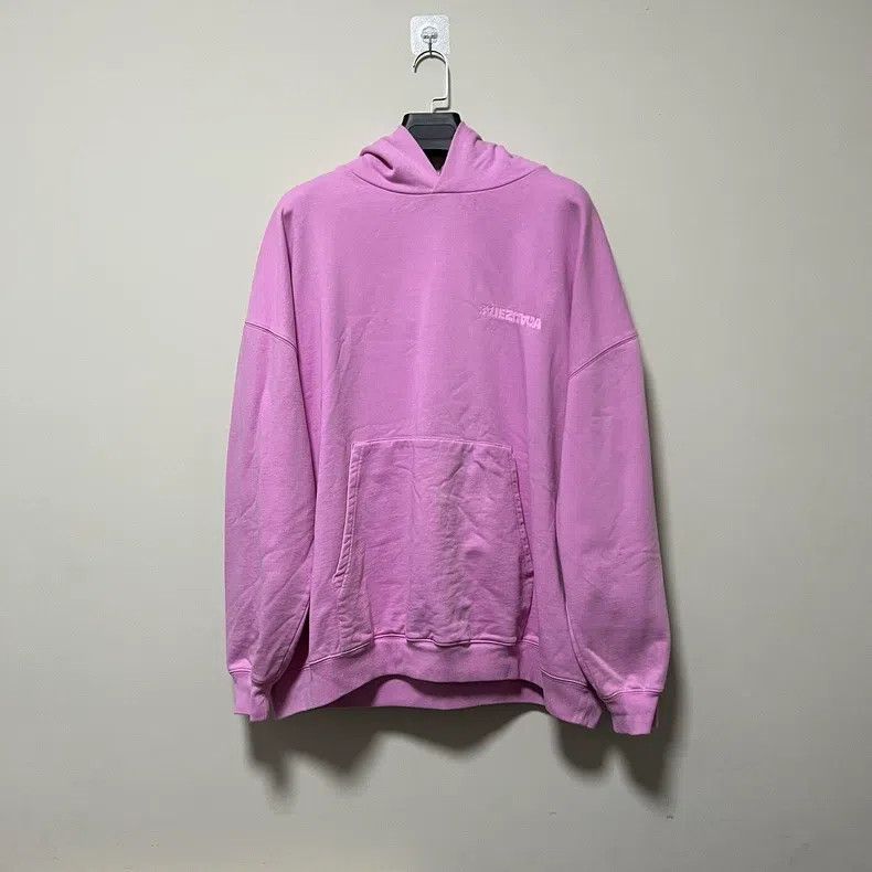 Balenciaga Balenciaga Pink Reversed Logo Embroidery Hoodie Size US XS / EU 42 / 0 - 1 Thumbnail