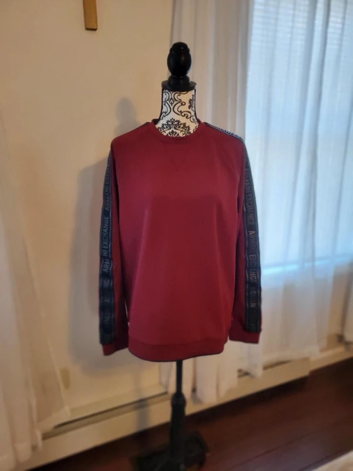 Armani Armani Sweatshirt Size M / US 6-8 / IT 42-44 - 1 Thumbnail