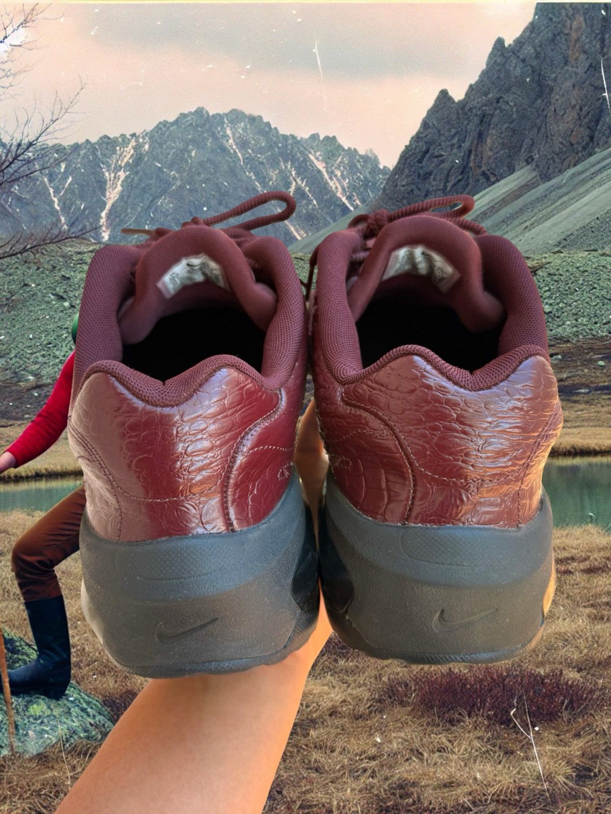 Nike Rare Nike Air Max Muse SE Burgundy Leather Croc Skin Mens 10 Size US 10 / EU 43 - 4 Thumbnail