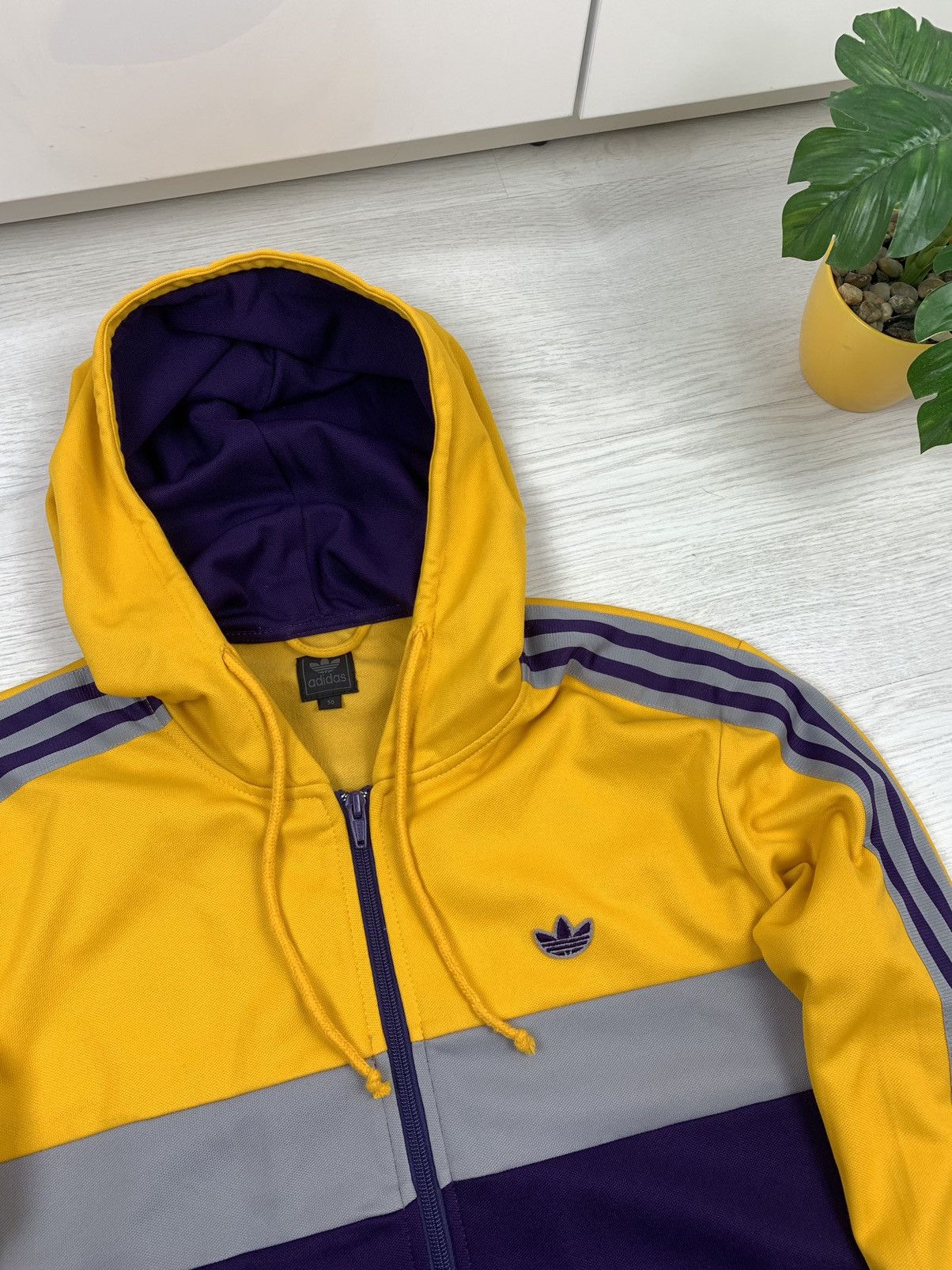 Adidas Adidas Originals Vintage Y2K Zip Hooded Jacket Mens Size M Size US M / EU 48-50 / 2 - 3 Thumbnail