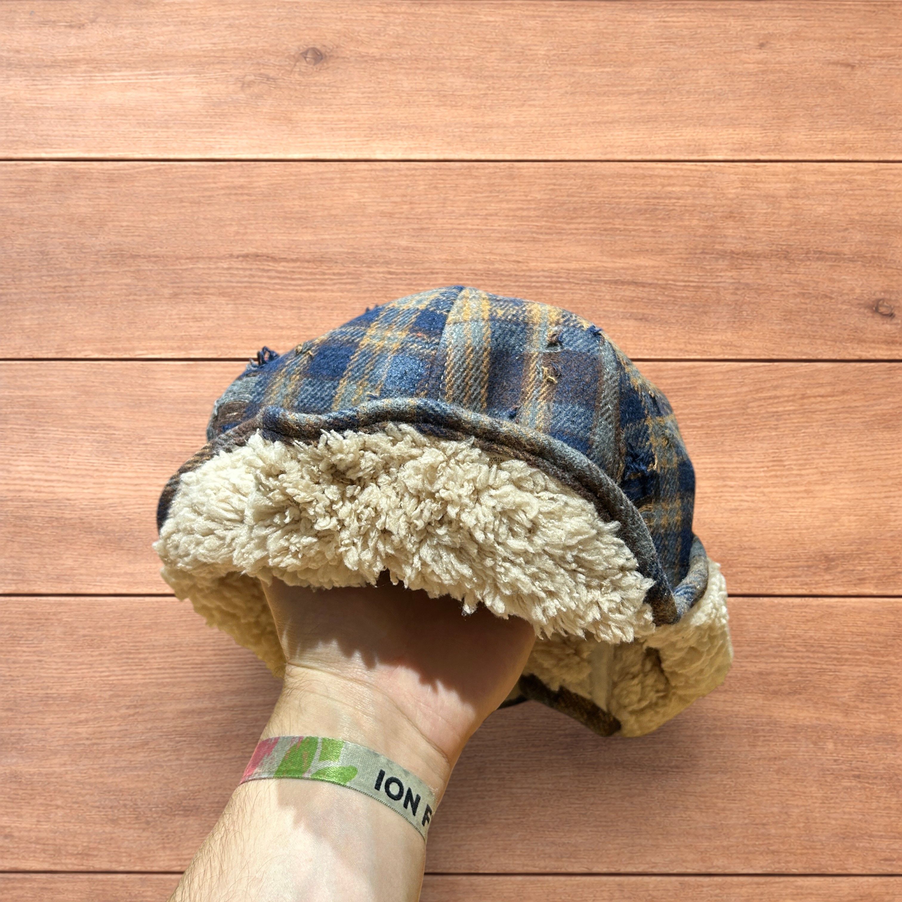 Japanese Brand Vintage style trapper ear flap checkered hat in navy/brown. Size ONE SIZE - 2 Thumbnail