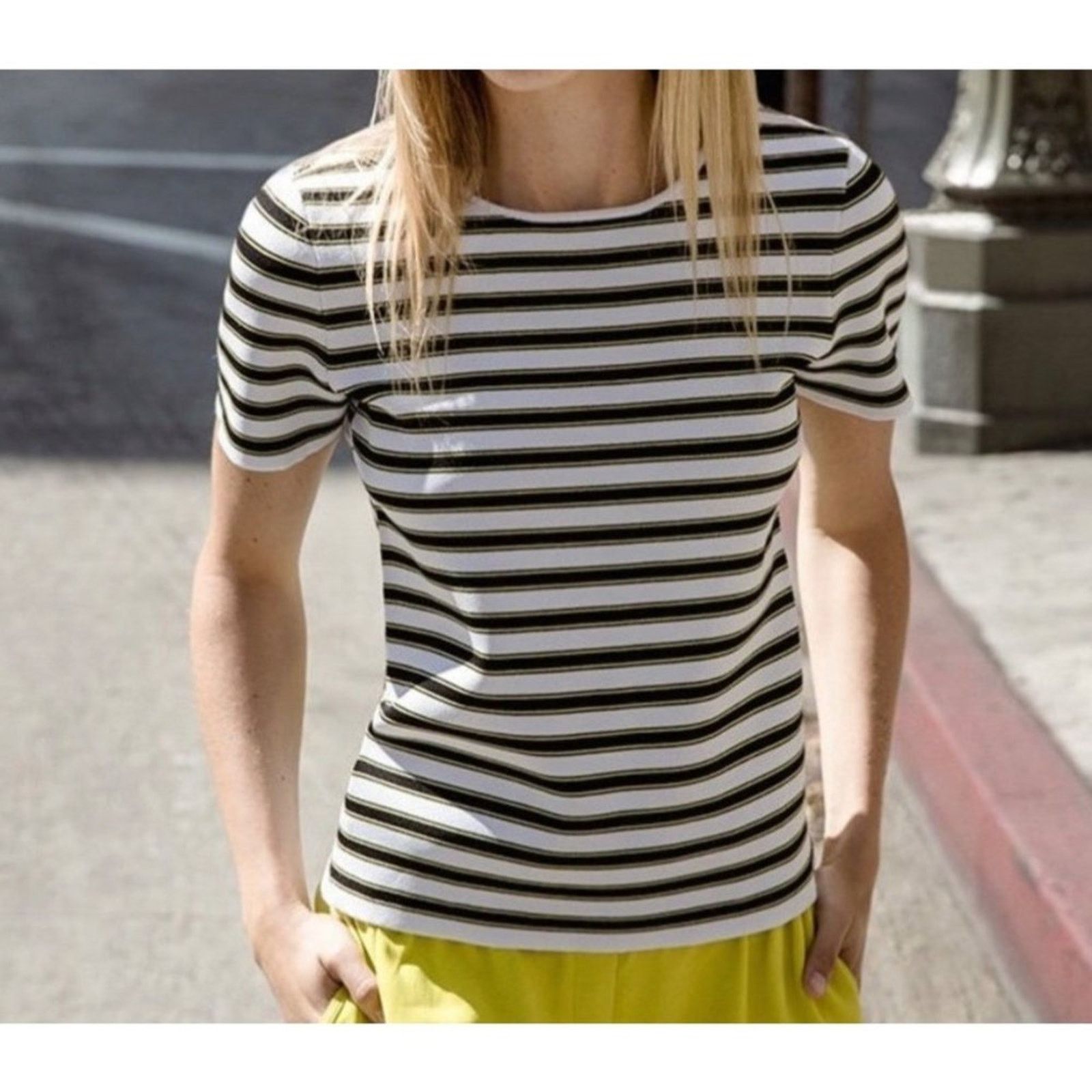A.L.C. A.L.C Top Pullover White Black and Gold Short Sleeves Small Size S / US 4 / IT 40 - 2 Thumbnail