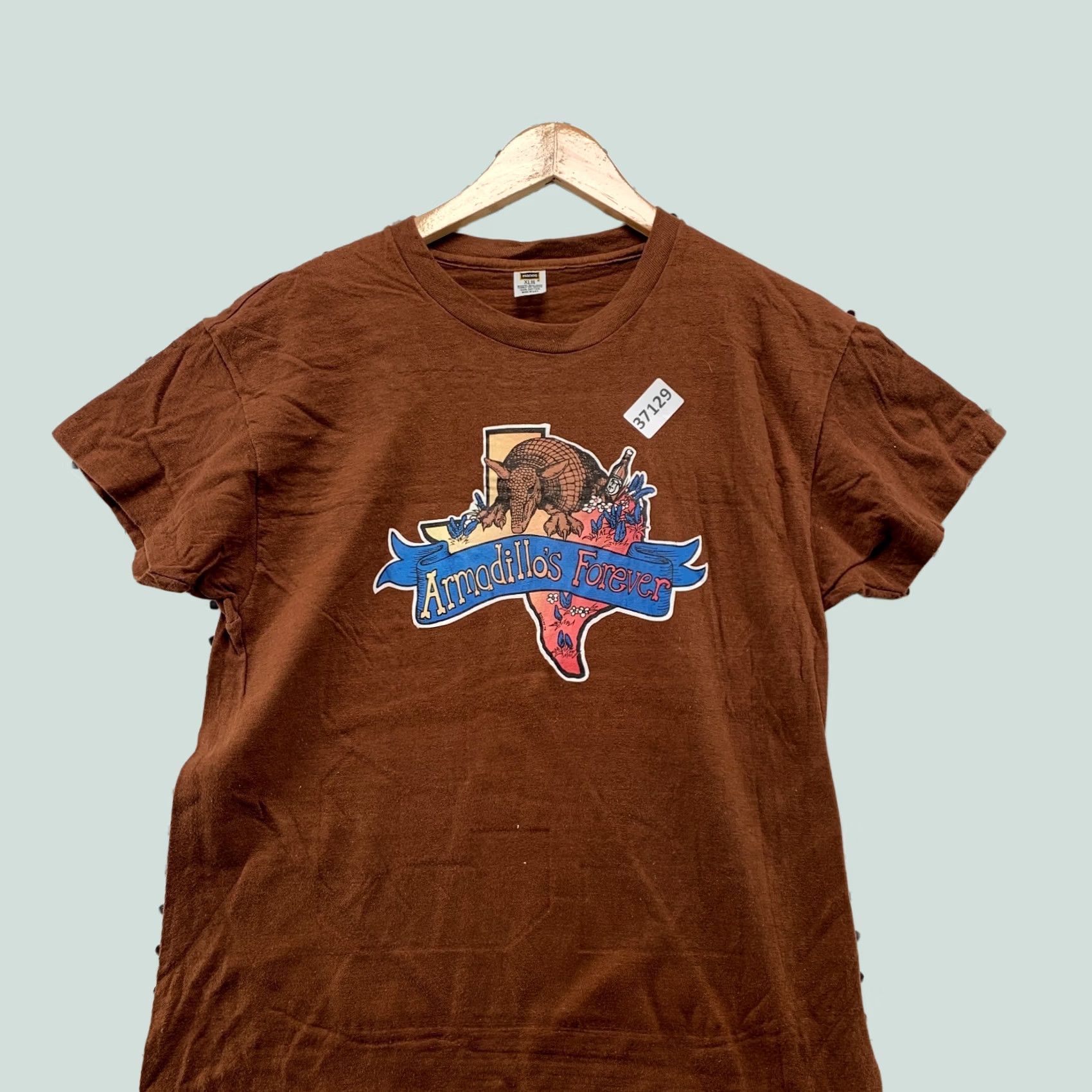 Hanes VINTAGE Hanes Armadillo Forever Texas Shirt XL Brown Men T-Shirt Graphic Print 70s USA Size US XL / EU 56 / 4 - 1 Thumbnail