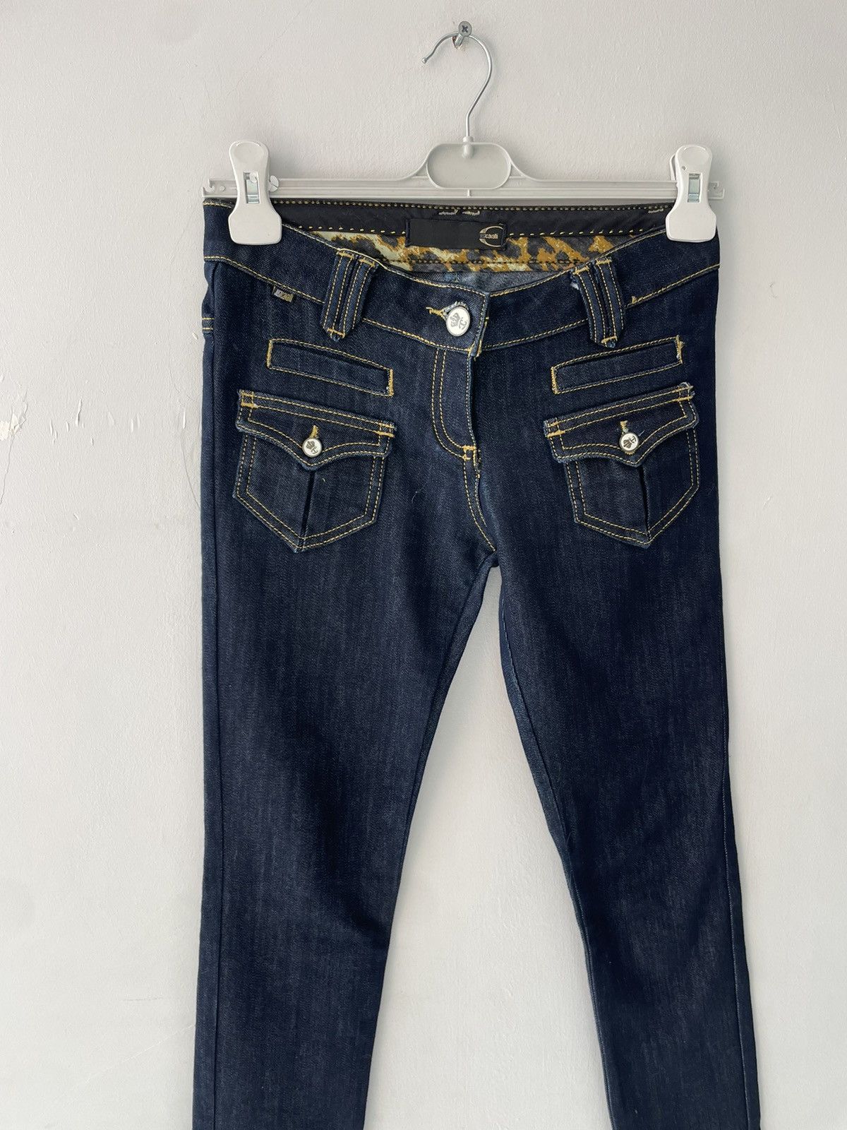 Roberto Cavalli Roberto Cavalli jean Size 26" / US 2 / IT 38 - 8 Thumbnail