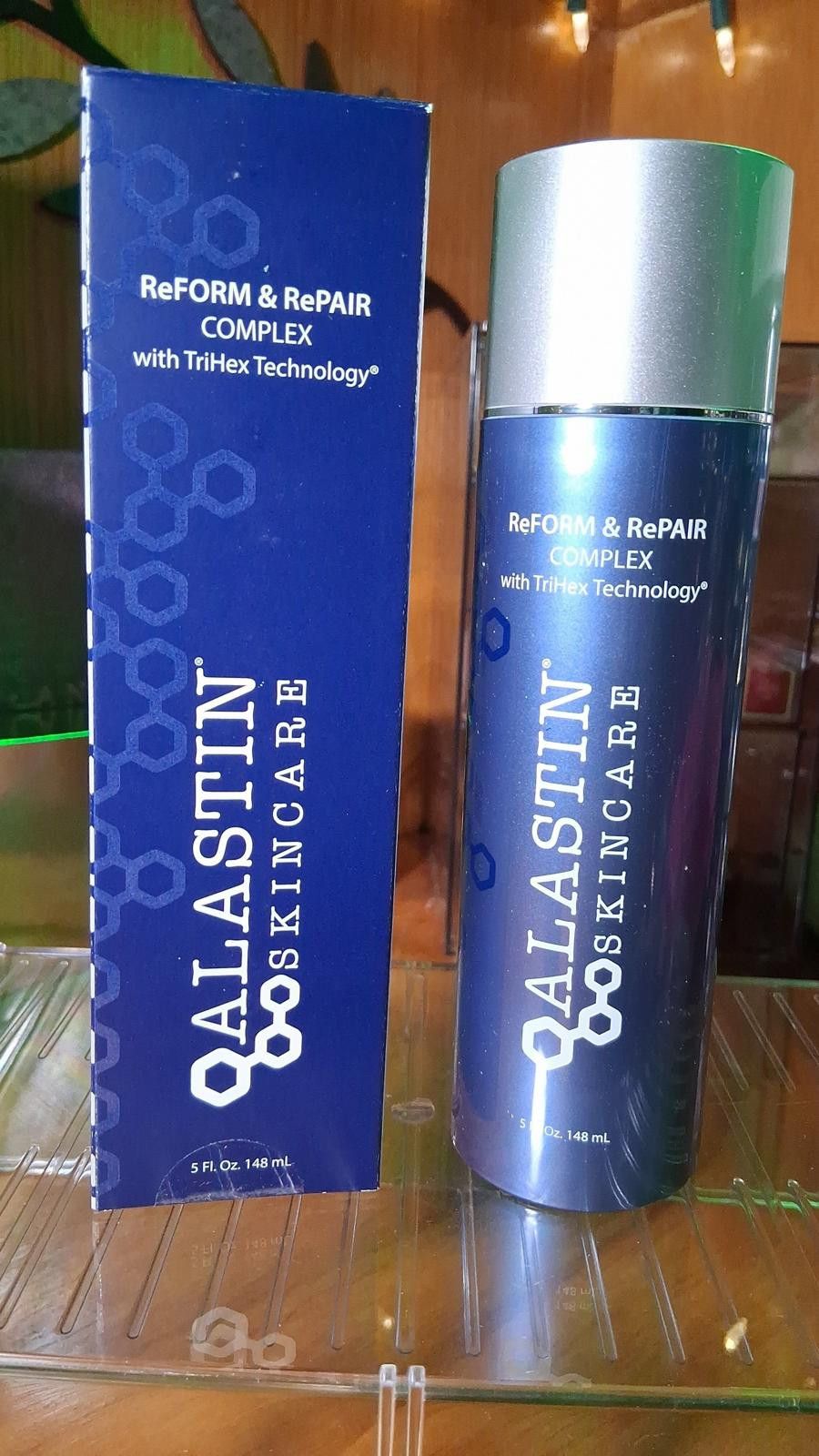 Other Alastin Skincare ReFORM & RePAIR Complex Size ONE SIZE - 1 Thumbnail