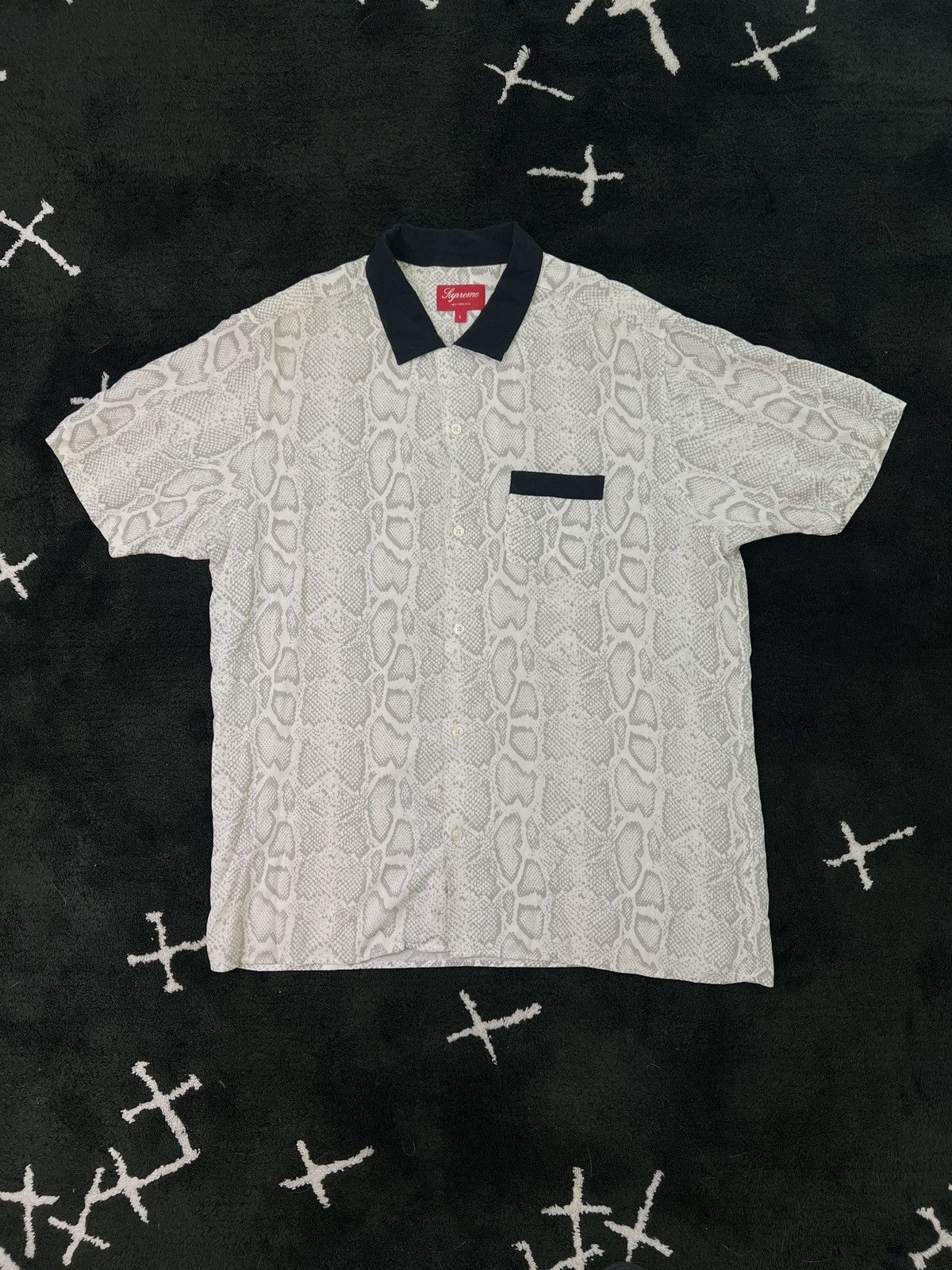 Supreme SS12 - Snakeskin Button Up Rayon Shirt Size US L / EU 52-54 / 3 - 1 Thumbnail