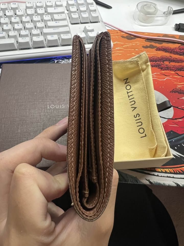 Louis Vuitton Louis Vuitton Monogram Bi Fold Men Wallet Size ONE SIZE - 5 Thumbnail