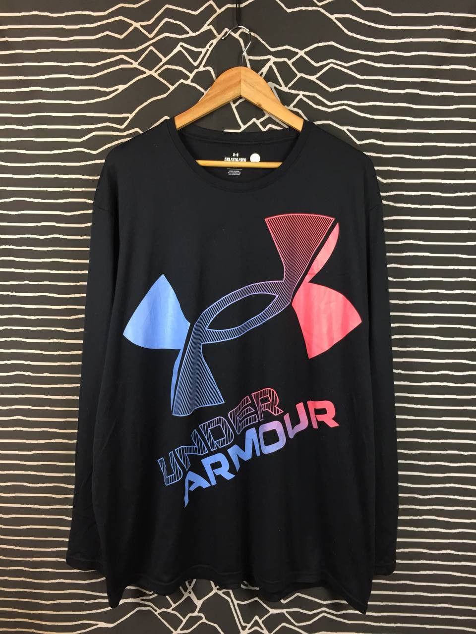 Under Armour Under Armour Big Logo Loose Fit Long Sleeve Performance Tee Size US XXL / EU 58 / 5 - 1 Thumbnail