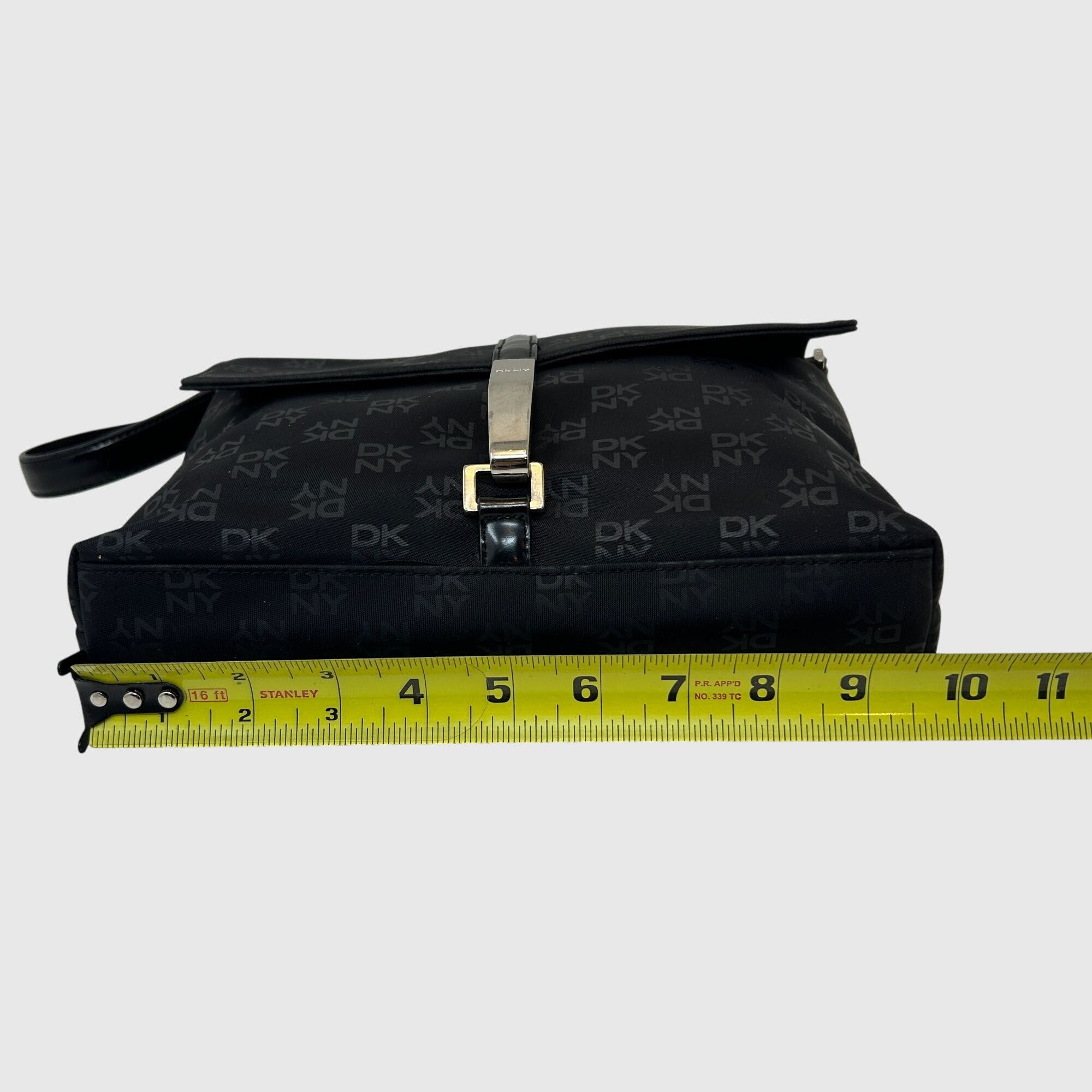 DKNY VINTAGE Y2K DKNY LOGO Baguette Bag Black Shoulder Bag Purse Size ONE SIZE - 6 Thumbnail