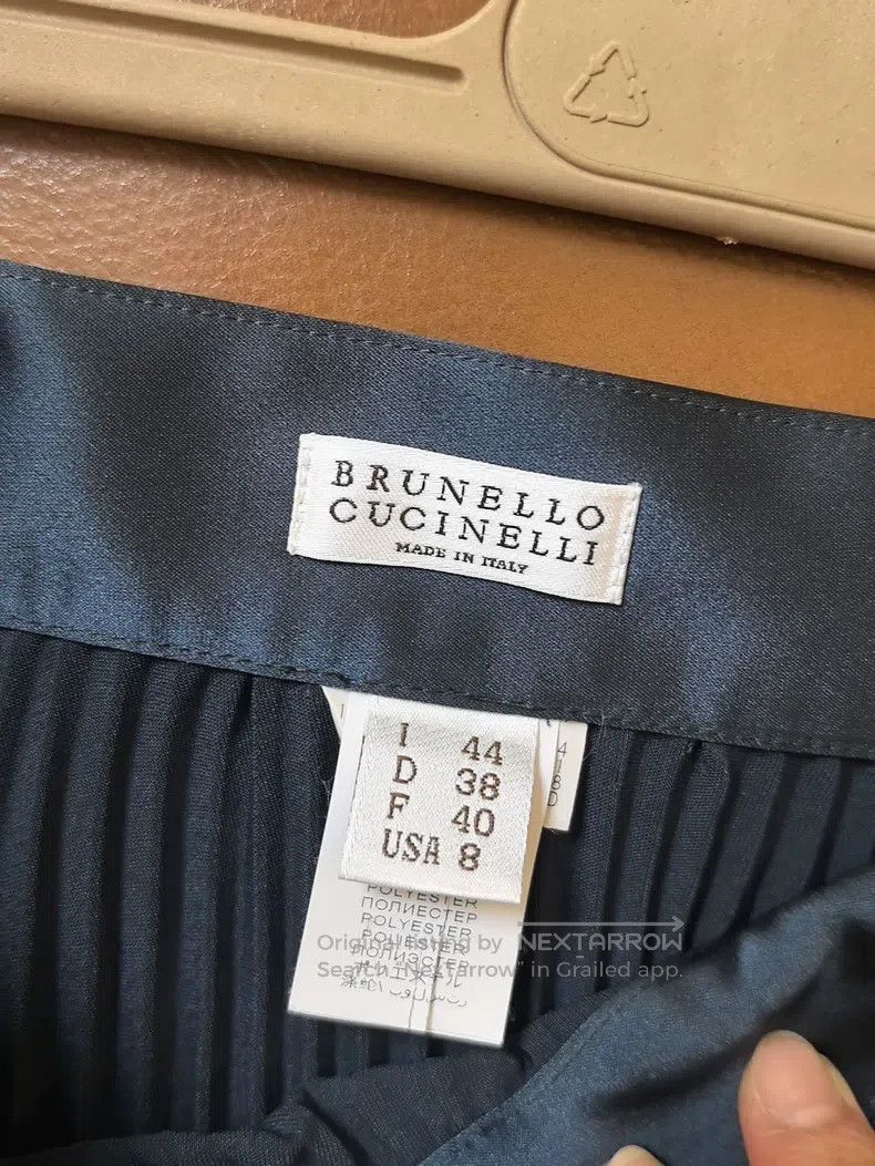 Brunello Cucinelli Brunello Cucinelli Pleated skirt with full beaded waist, d Size 28" / US 6 / IT 42 - 5 Thumbnail