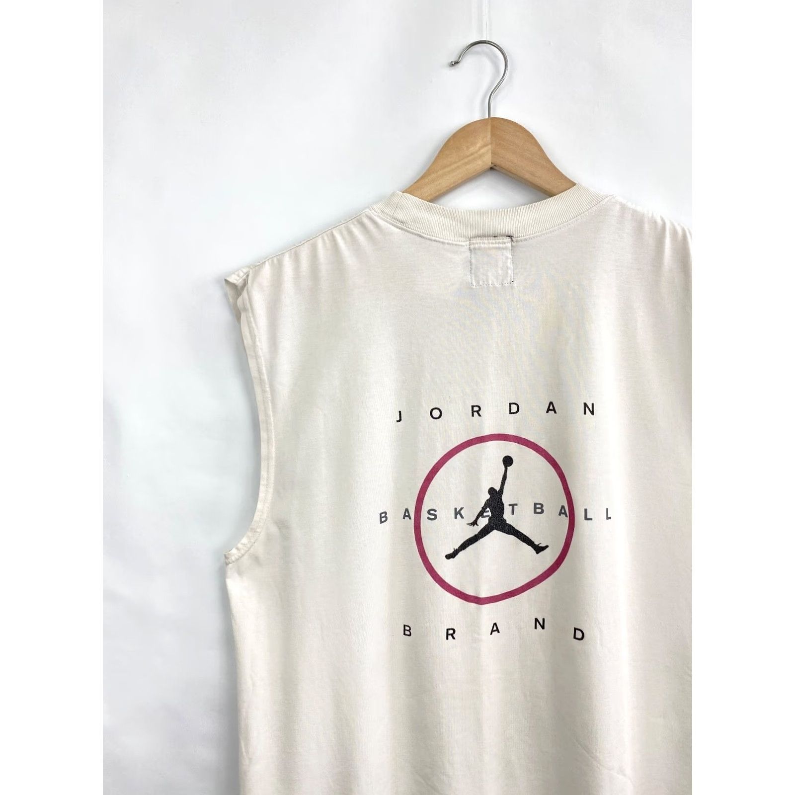 Nike Vintage Nike Jordan t-shirt Mens M White 90s USPS? Size US M / EU 48-50 / 2 - 3 Thumbnail