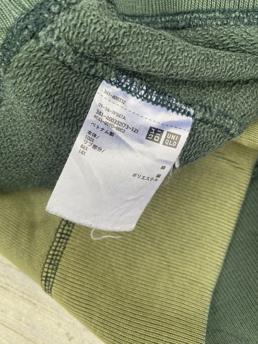 Uniqlo Distressed Uniqlo Sun Faded Crewneck Size US L / EU 52-54 / 3 - 11 Thumbnail