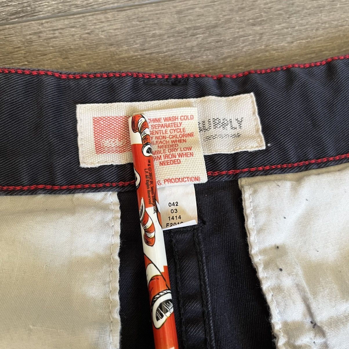 Mossimo × Vintage Vintage 2000s Mossimo Cargo Supply Navy Shorts Pocket Sz 30 Size US 30 / EU 46 - 8 Thumbnail