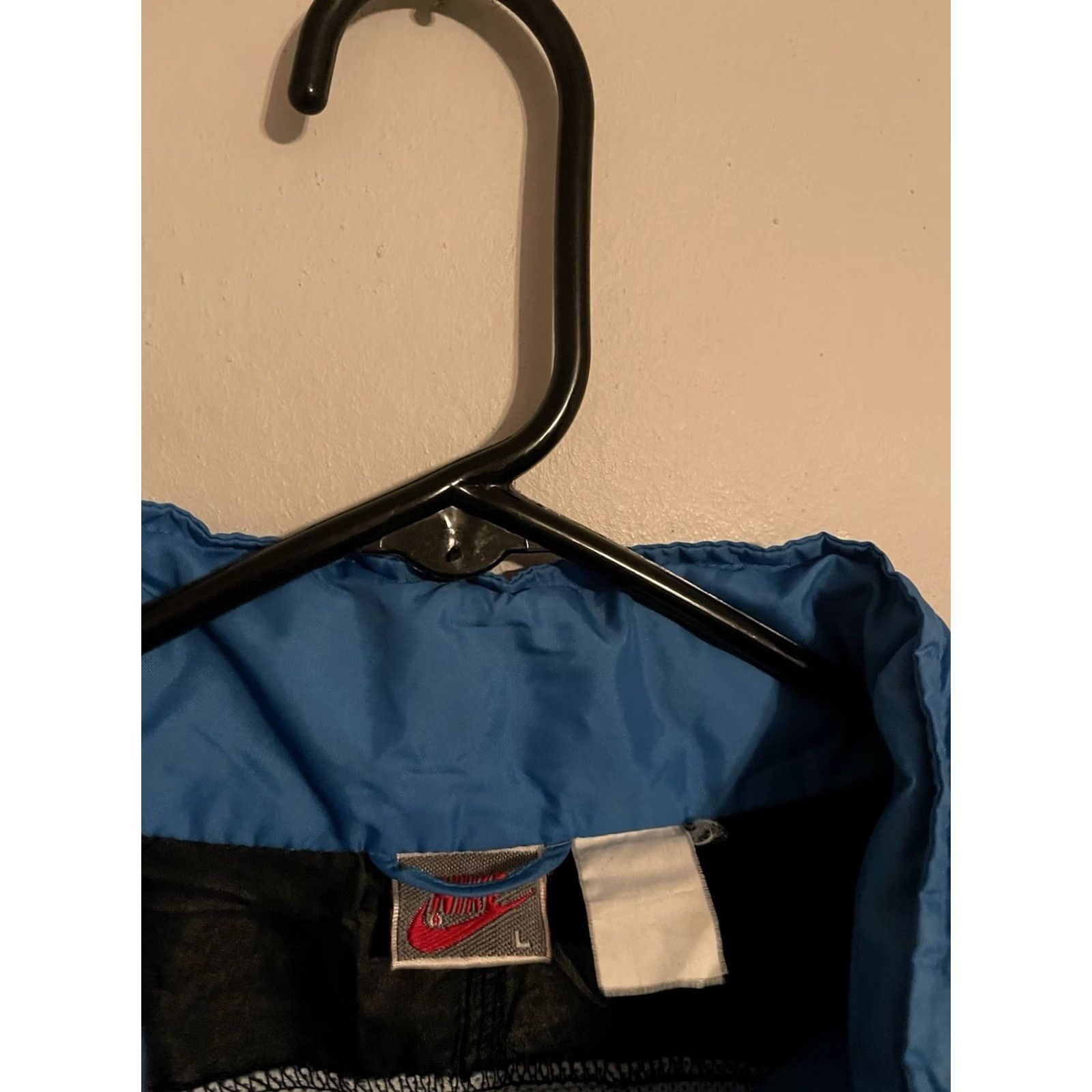 Nike VINTAGE Nike Windbreaker Full Zip Nylon Blue White Track Jacket Mens L Size US L / EU 52-54 / 3 - 3 Thumbnail