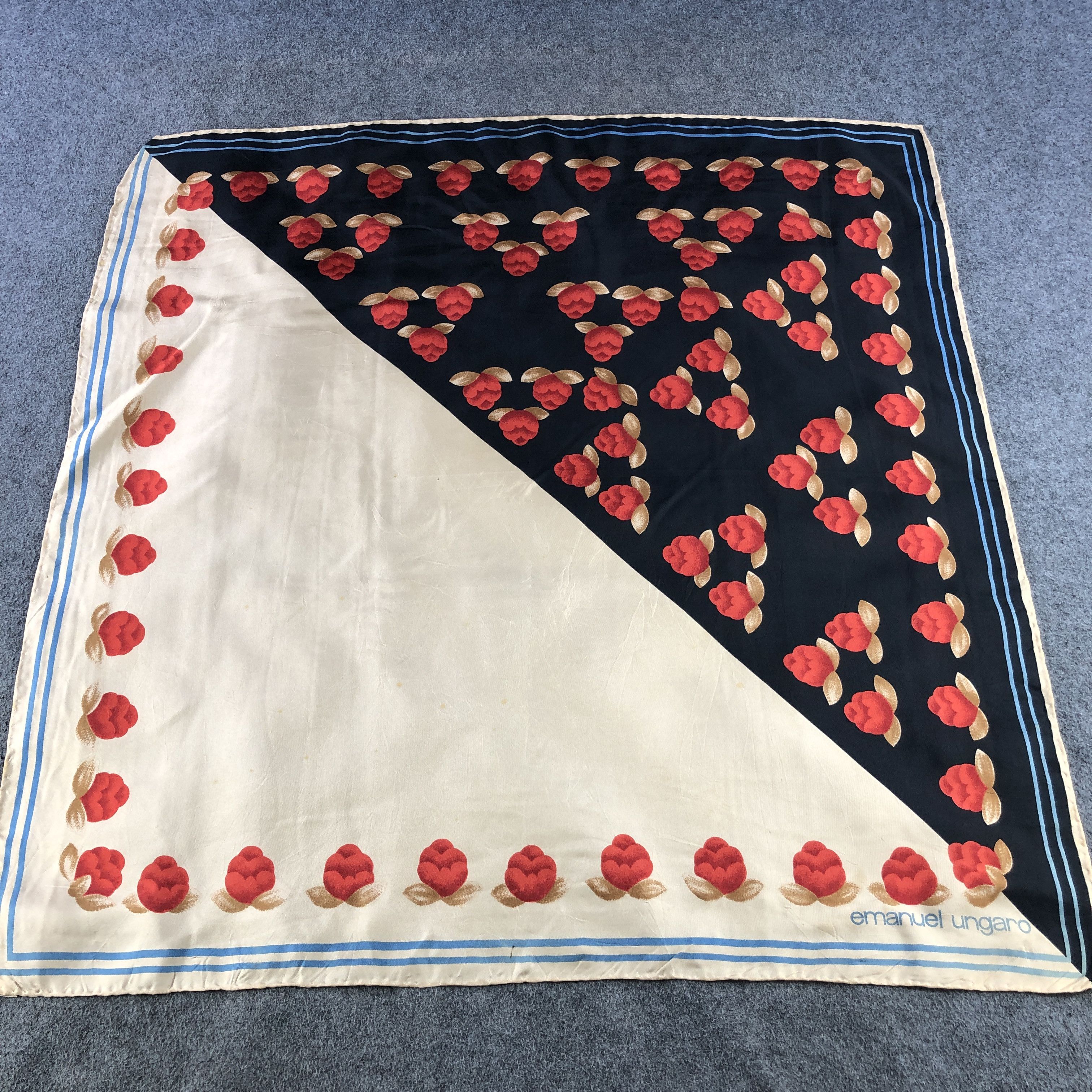 Emanuel Ungaro Emanuel Ungaro Floral Hand Rolled Silk Scarf M1055 Size ONE SIZE - 2 Thumbnail