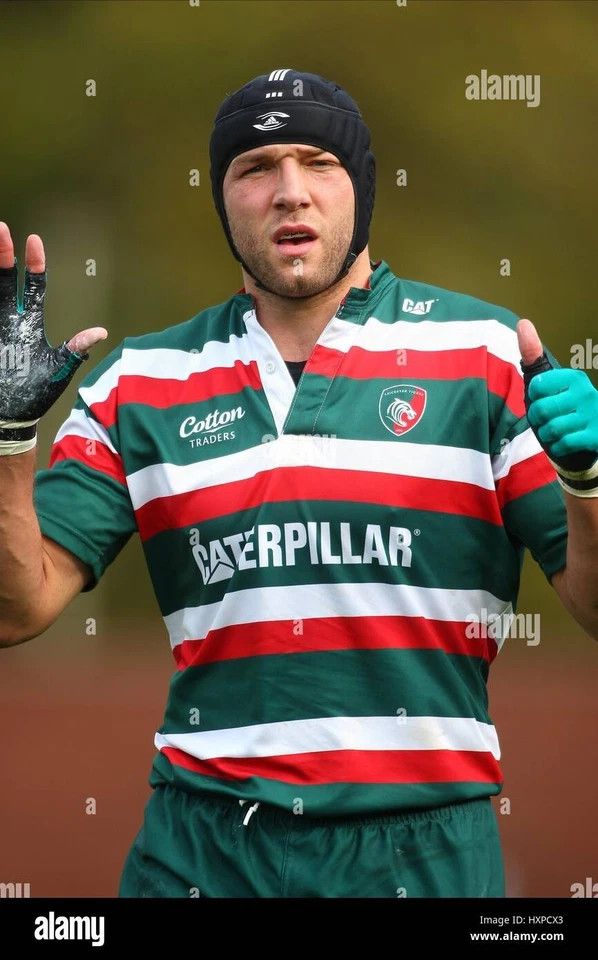 Cotton Traders LEICESTER TIGERS VINTAGE LONG RUGBY JERSEY ENGLAND RUGBY Size US L / EU 52-54 / 3 - 8 Thumbnail