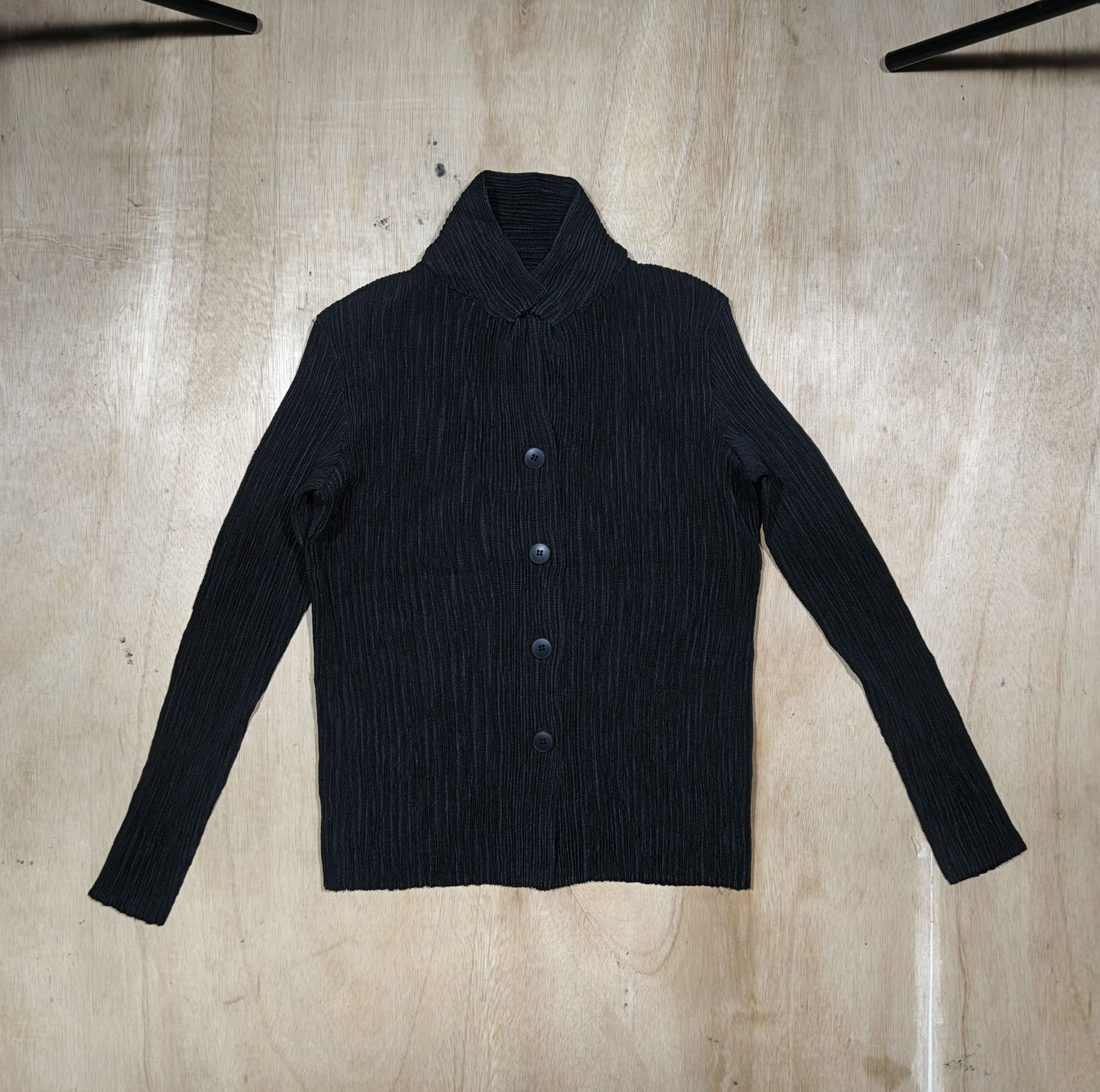 Japanese Brand SPECCHIO PLEATS Black Pleated Longsleeve Shirt Size L / US 10 / IT 46 - 1 Thumbnail