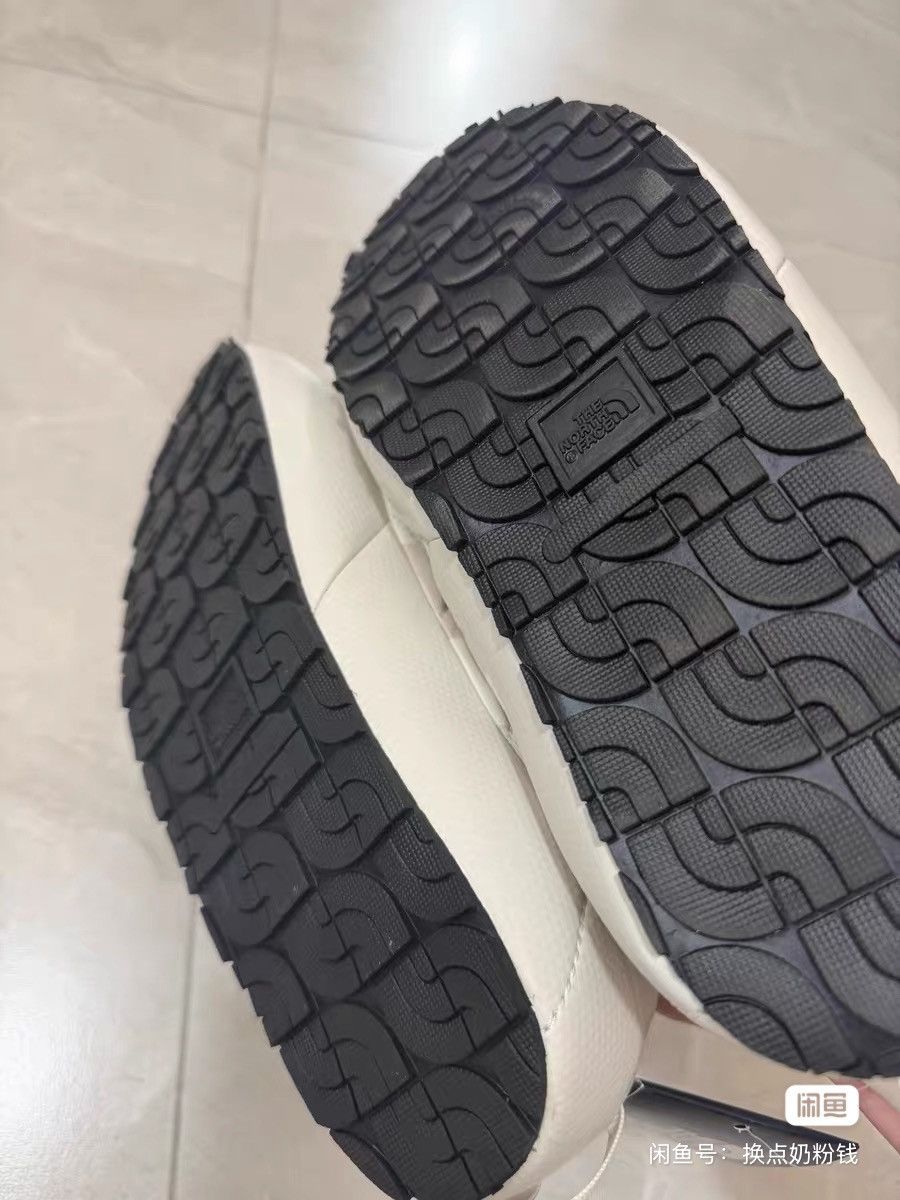 Kaws × The North Face KAWS x THE NORTH FACE Thermoball Traction shoes sneaker s Size US 9 / EU 42 - 5 Thumbnail