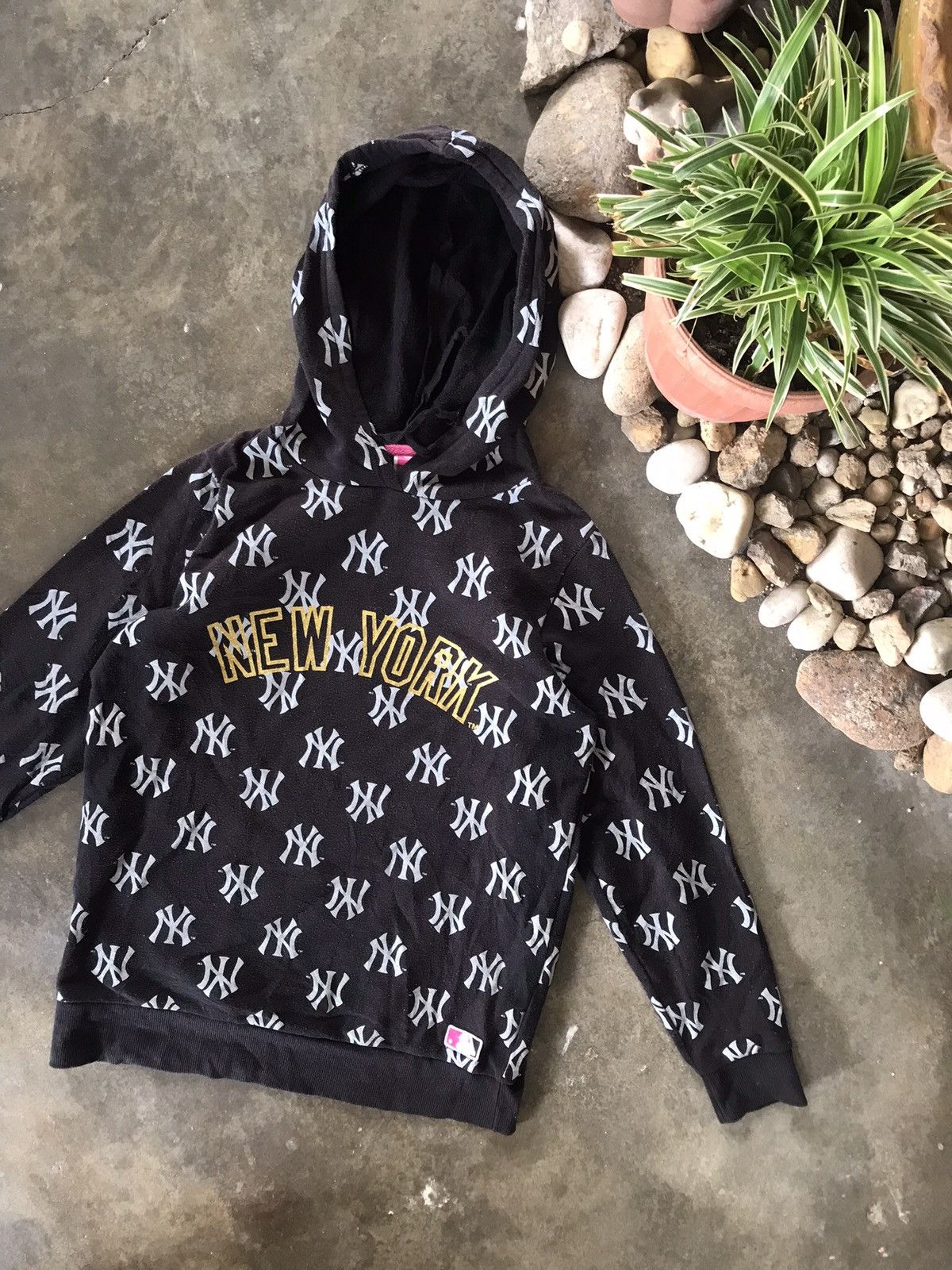 MLB × Vintage MLB New York Fullprint Hoodie for Women 🔥 Size L / US 10 / IT 46 - 1 Thumbnail