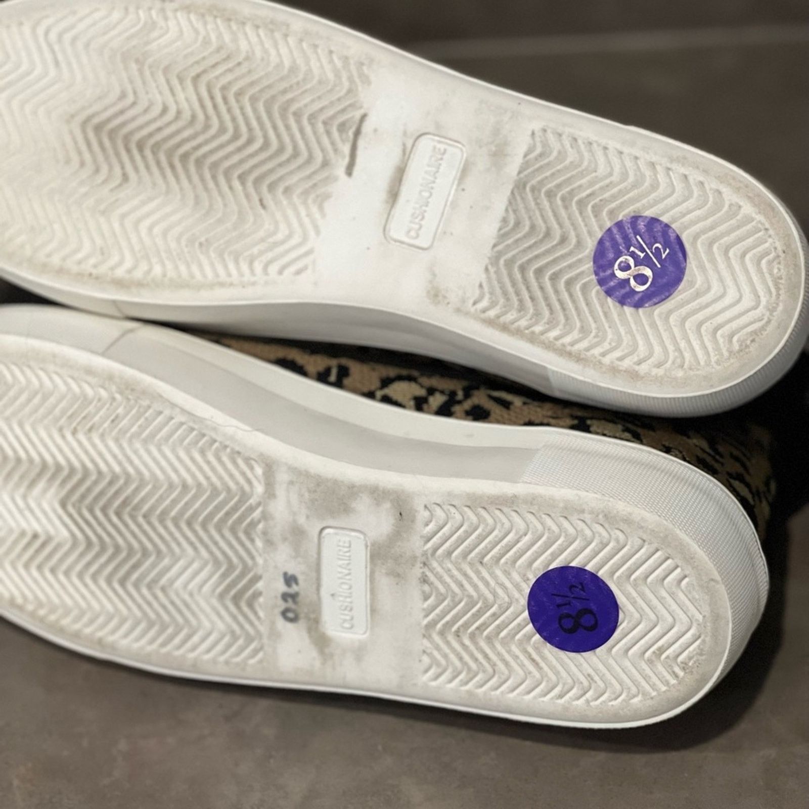 Other CUSHIONAIRE Women's Knit Sneaker + Memory Foam Size US 8.5 / IT 38.5 - 3 Thumbnail