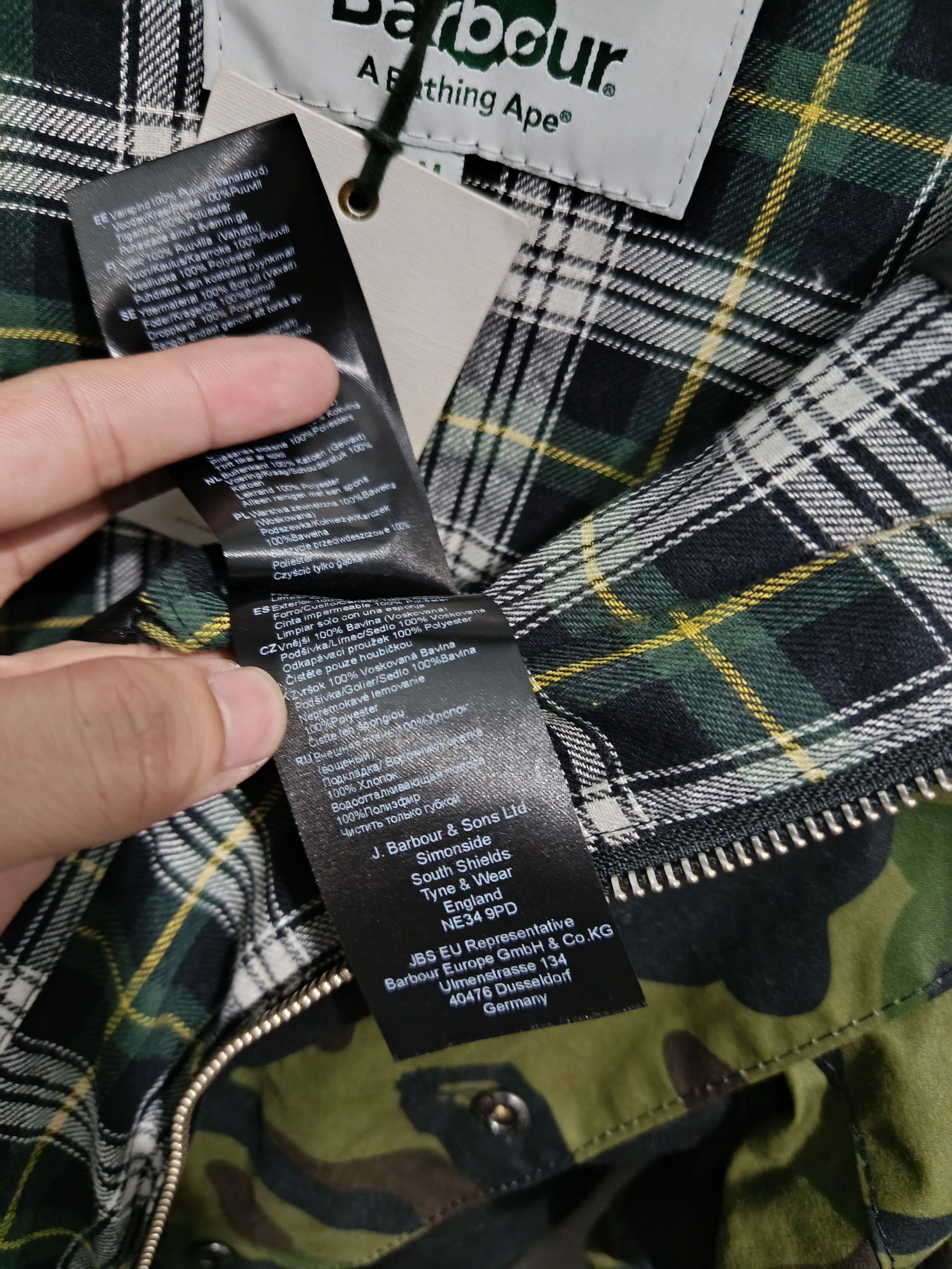 Bape × Barbour Barbour x Bape Camo rain wax jacket Size US M / EU 48-50 / 2 - 11 Thumbnail