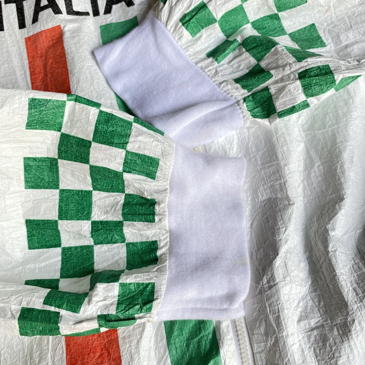 Vintage Tyvek Long-Sleeve Cycling Jersey - White & Green Accent. Size US M / EU 48-50 / 2 - 6 Thumbnail