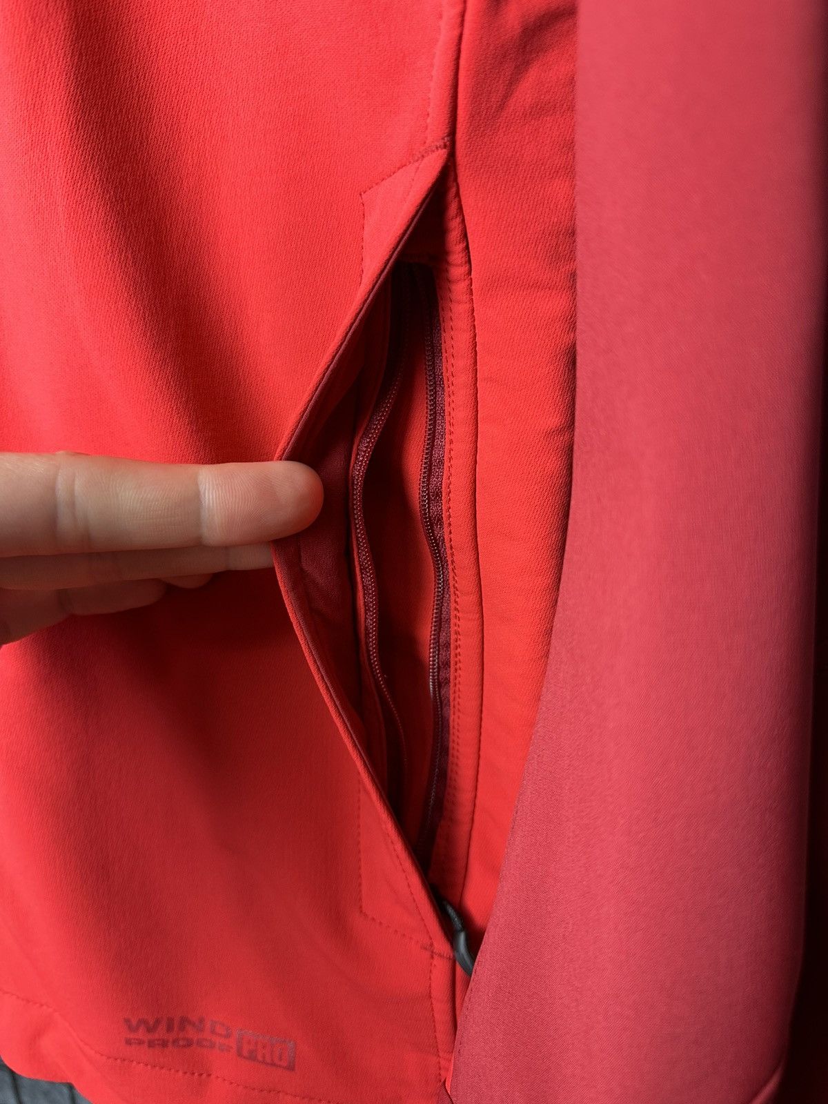Other Vaude Outdoor Techwear Windproof Light Jacket Size L Size US L / EU 52-54 / 3 - 4 Thumbnail