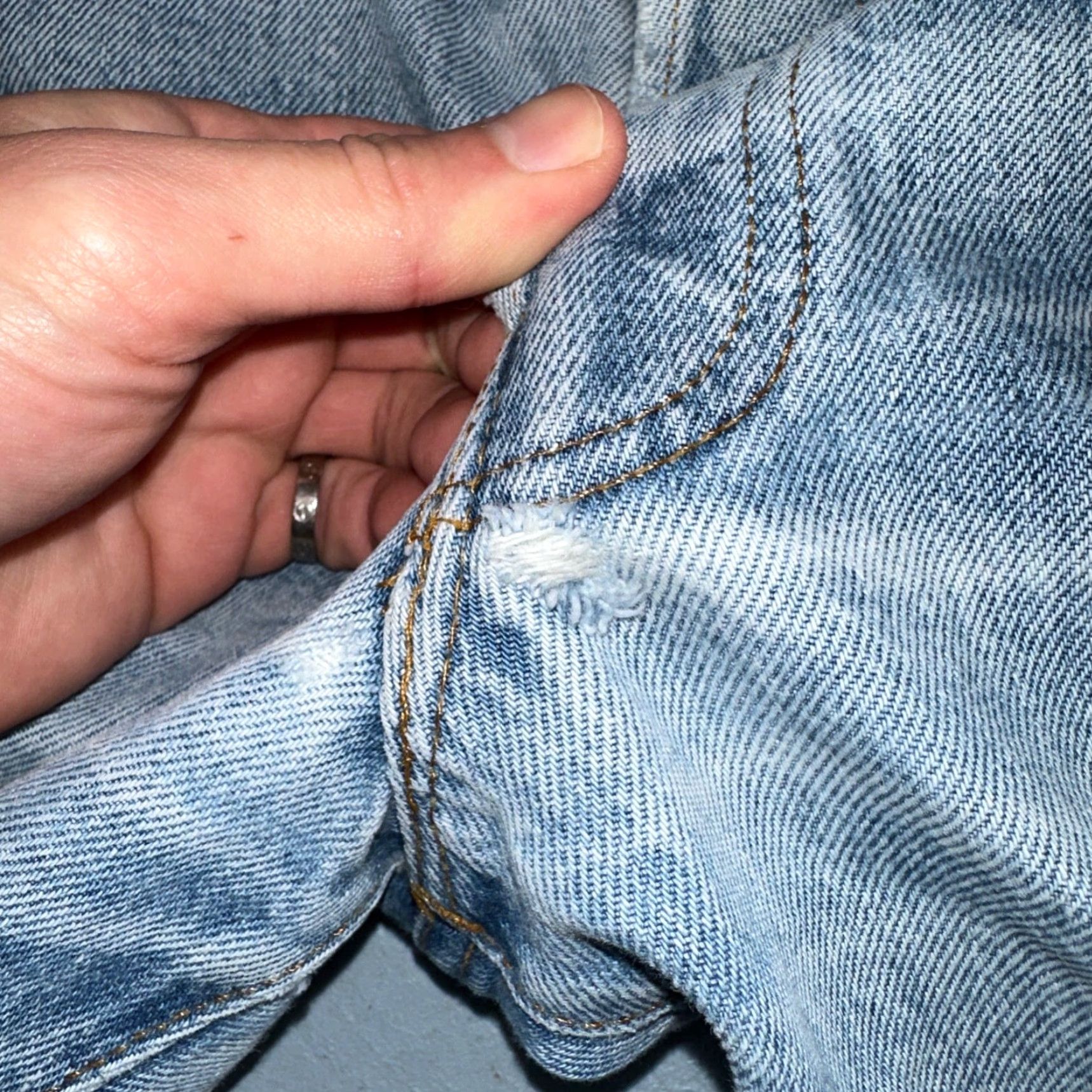 Levi's VINTAGE Levi's 501 Jeans Men 32x27 Light Wash Denim 80s USA Selvedge Straight Classic 70s Rigid Size US 32 / EU 48 - 7 Thumbnail