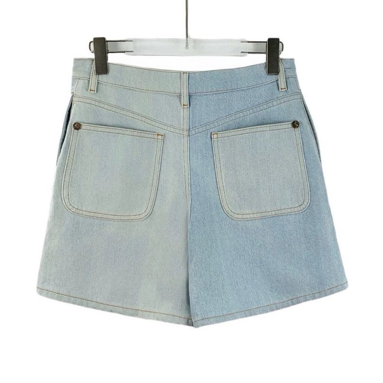 Chanel Chanel Light blue cotton casual denim shorts Size 25" / US 0 / IT 36 - 2 Thumbnail