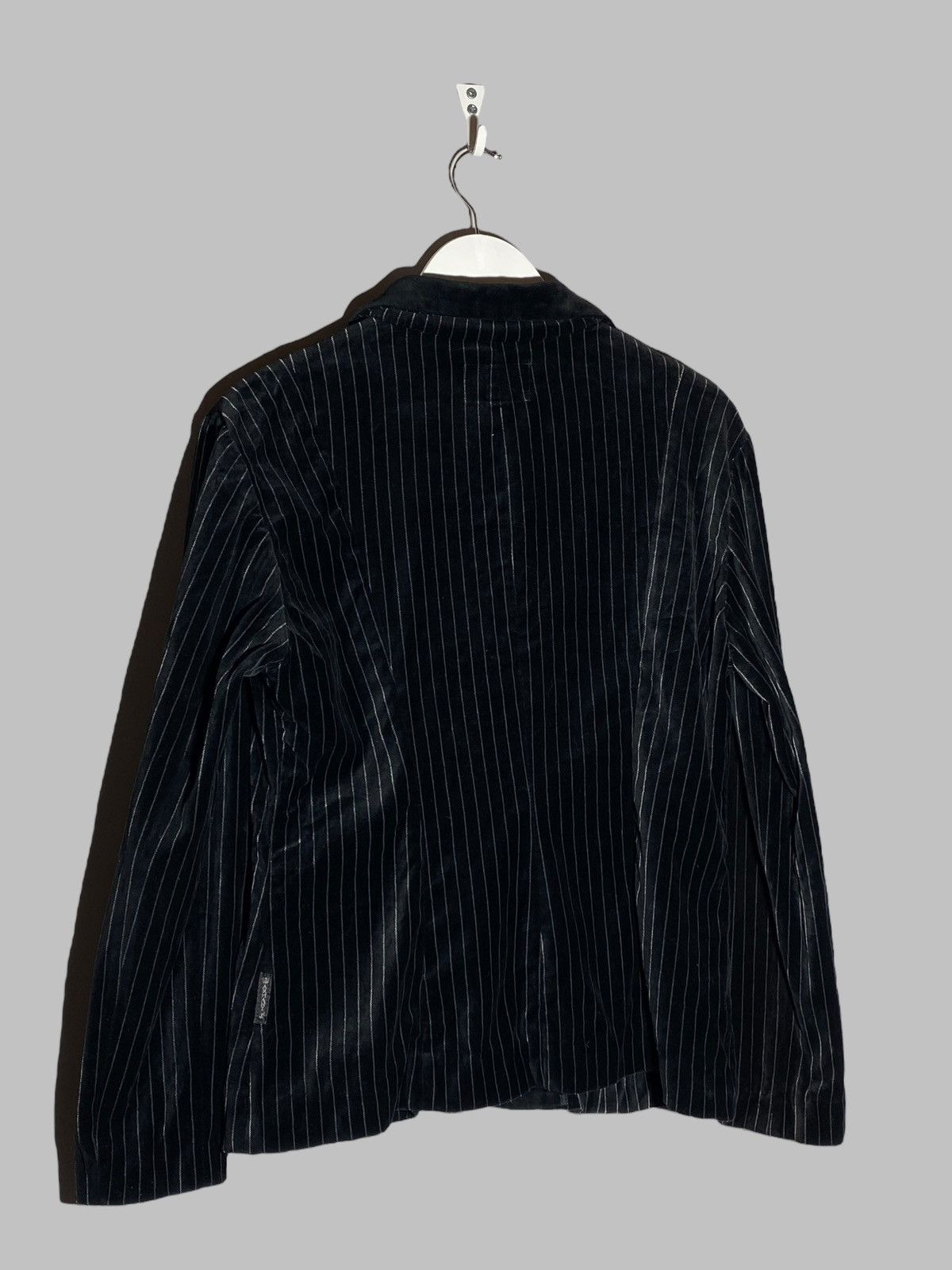 Armani Vintage 90s Armani Jeans Velour Striped Black Women’s Blazer Size M / US 6-8 / IT 42-44 - 2 Thumbnail