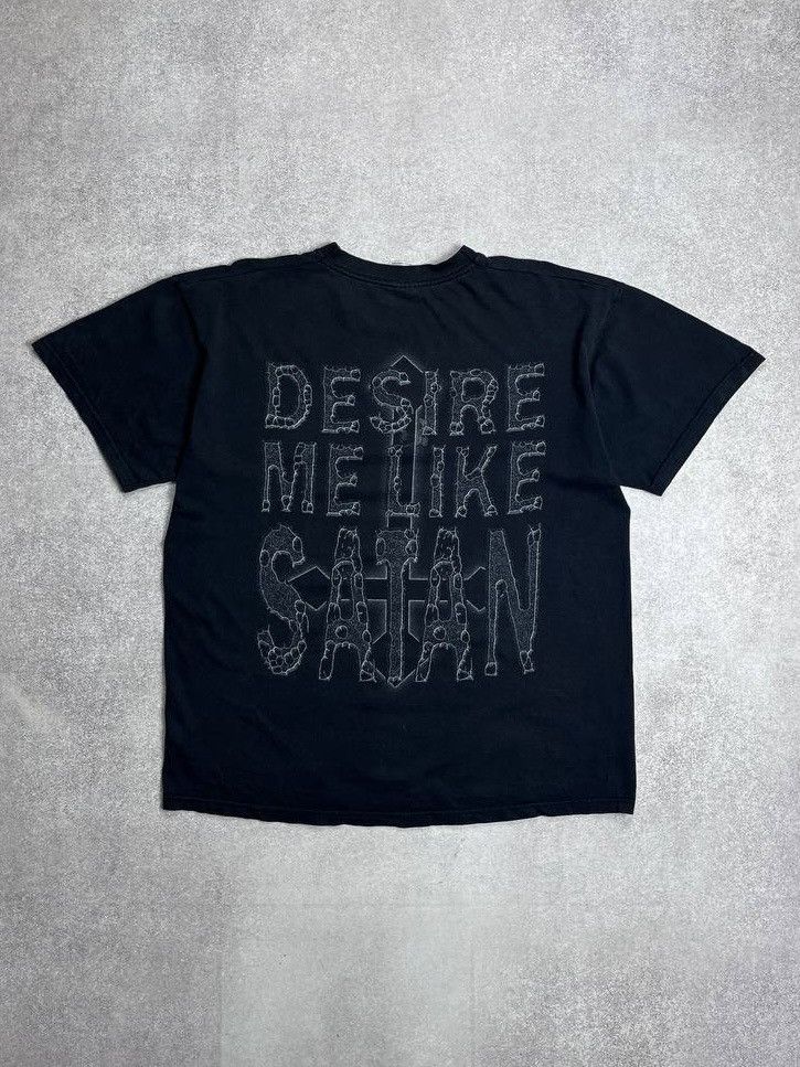 Vintage Vintage 90s Desire Me Like Satan T-shirt L Size US L / EU 52-54 / 3 - 1 Thumbnail