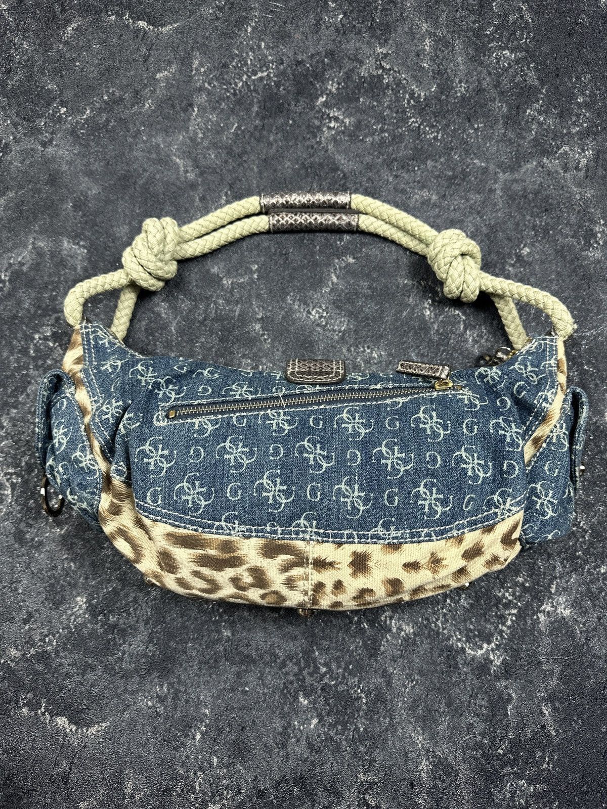 Guess Vintage Y2K Guess Leopard Pattern Baguette Mini Handle Bag Size ONE SIZE - 10 Thumbnail