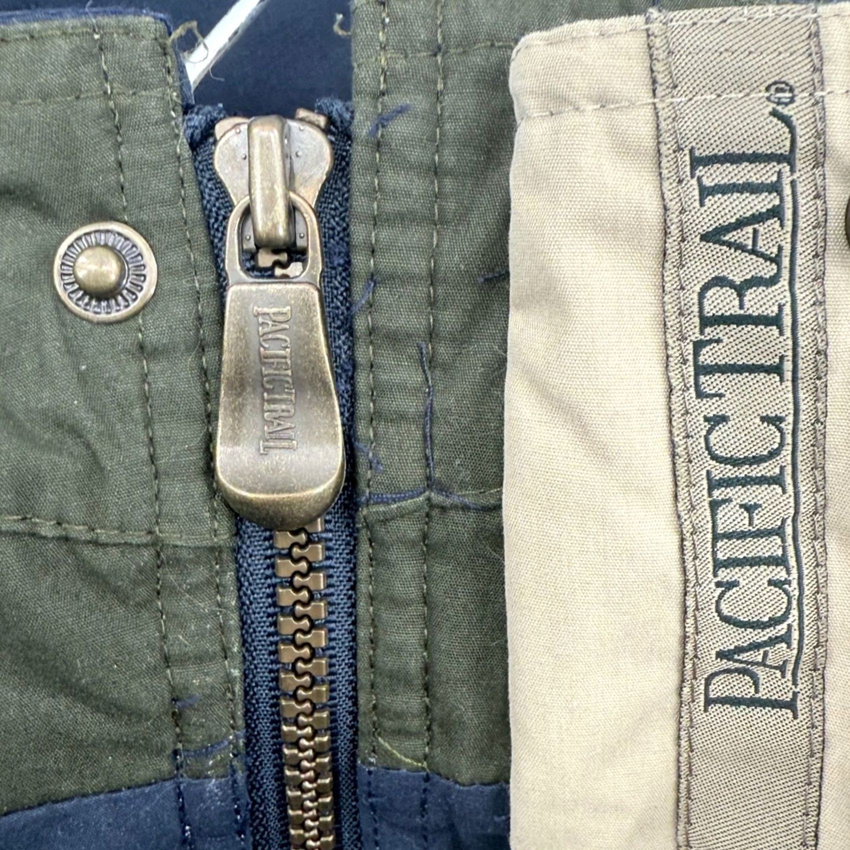 Vintage VINTAGE Pacific Trail LT Jacket Hooded Vented Navy Blue Windbreaker Men L Regular Fit Sharksnake? Size US L / EU 52-54 / 3 - 6 Thumbnail