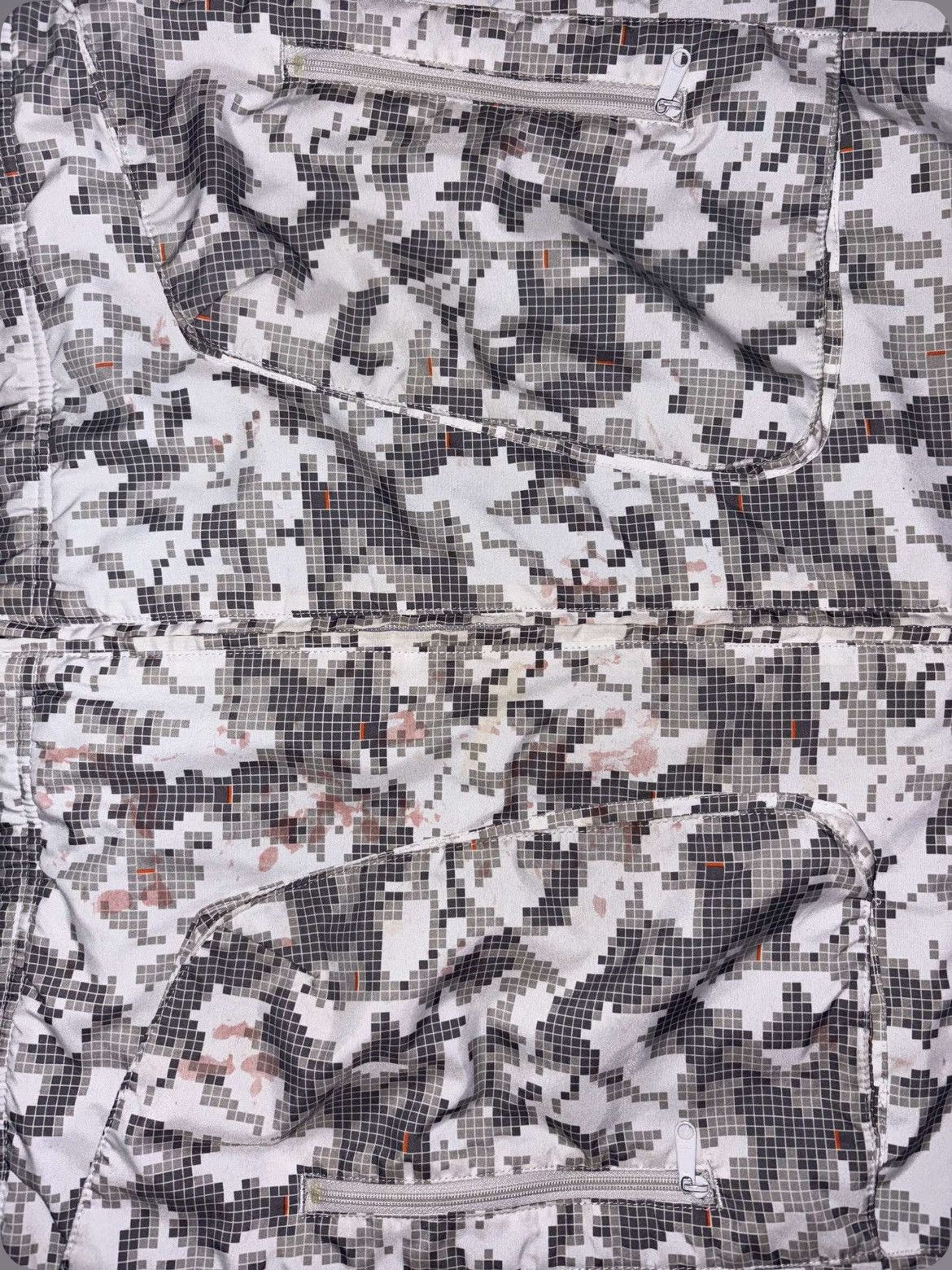 Nike ACG Nike ACG Digital Camo Jacket - Rare vintage techwear (S) Size US S / EU 44-46 / 1 - 6 Thumbnail