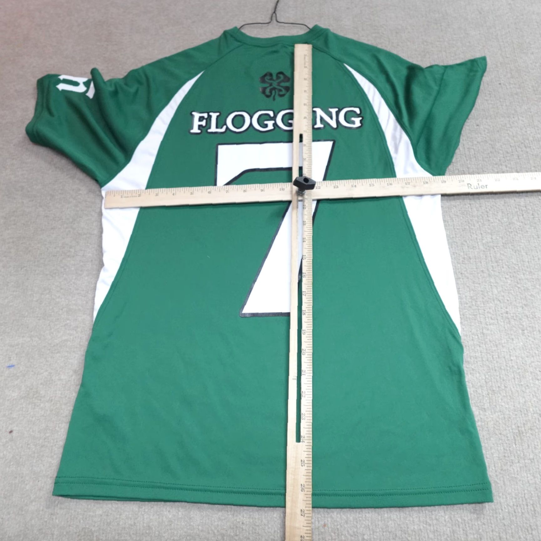 Doublet VINTAGE Flogging Molly Shirt Small Green Double-Sided Irish Shamrock Shirt Mens S Green Double-Sided Shamrock Irish Size US S / EU 44-46 / 1 - 3 Thumbnail