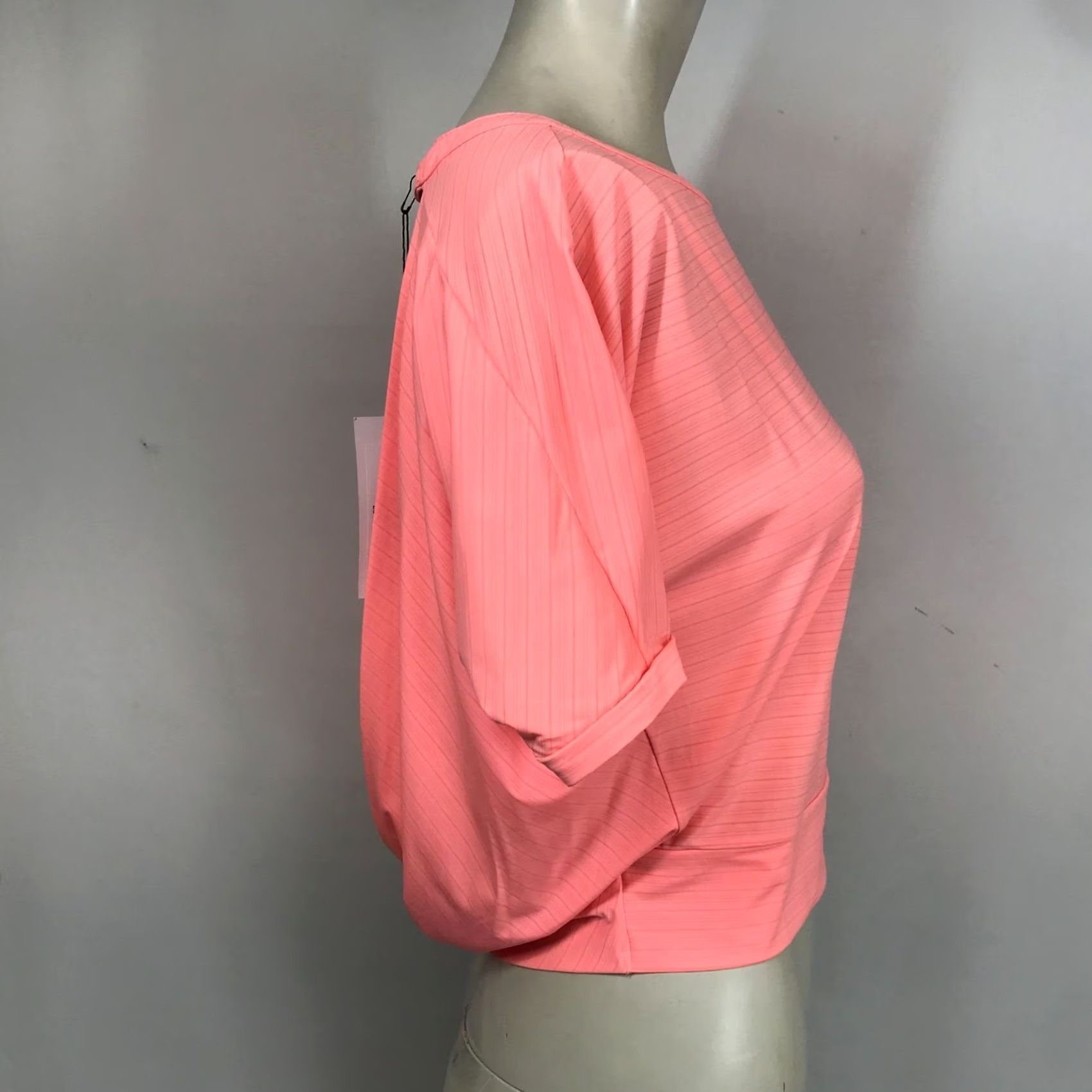 Pinko ZYIA WOMEN'S LARGE PINK RUMOR SHORT SLEEVE OPEN BACK ACTIVE TOP SHIRT Size L / US 10 / IT 46 - 4 Thumbnail