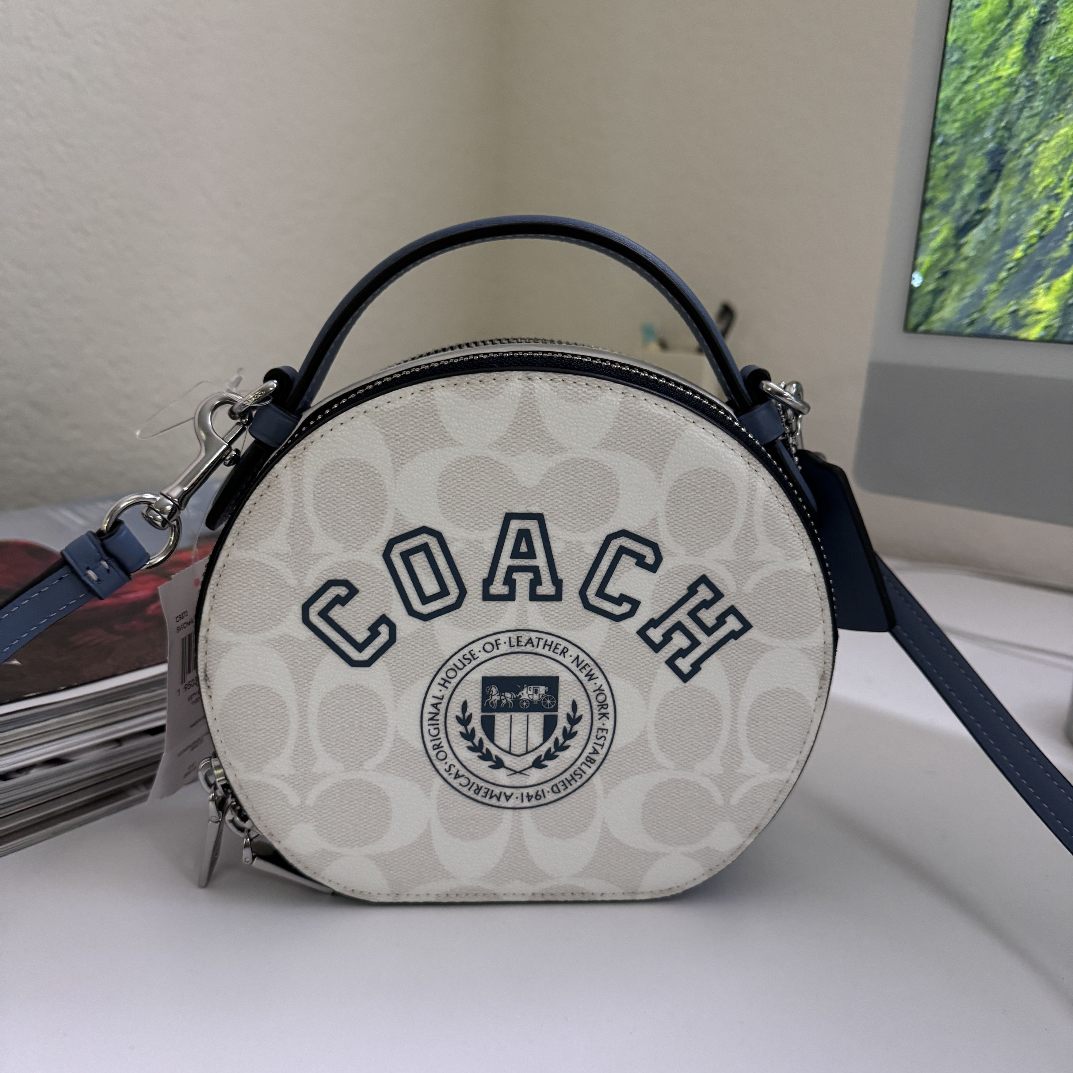 Harga coach deals sling bag