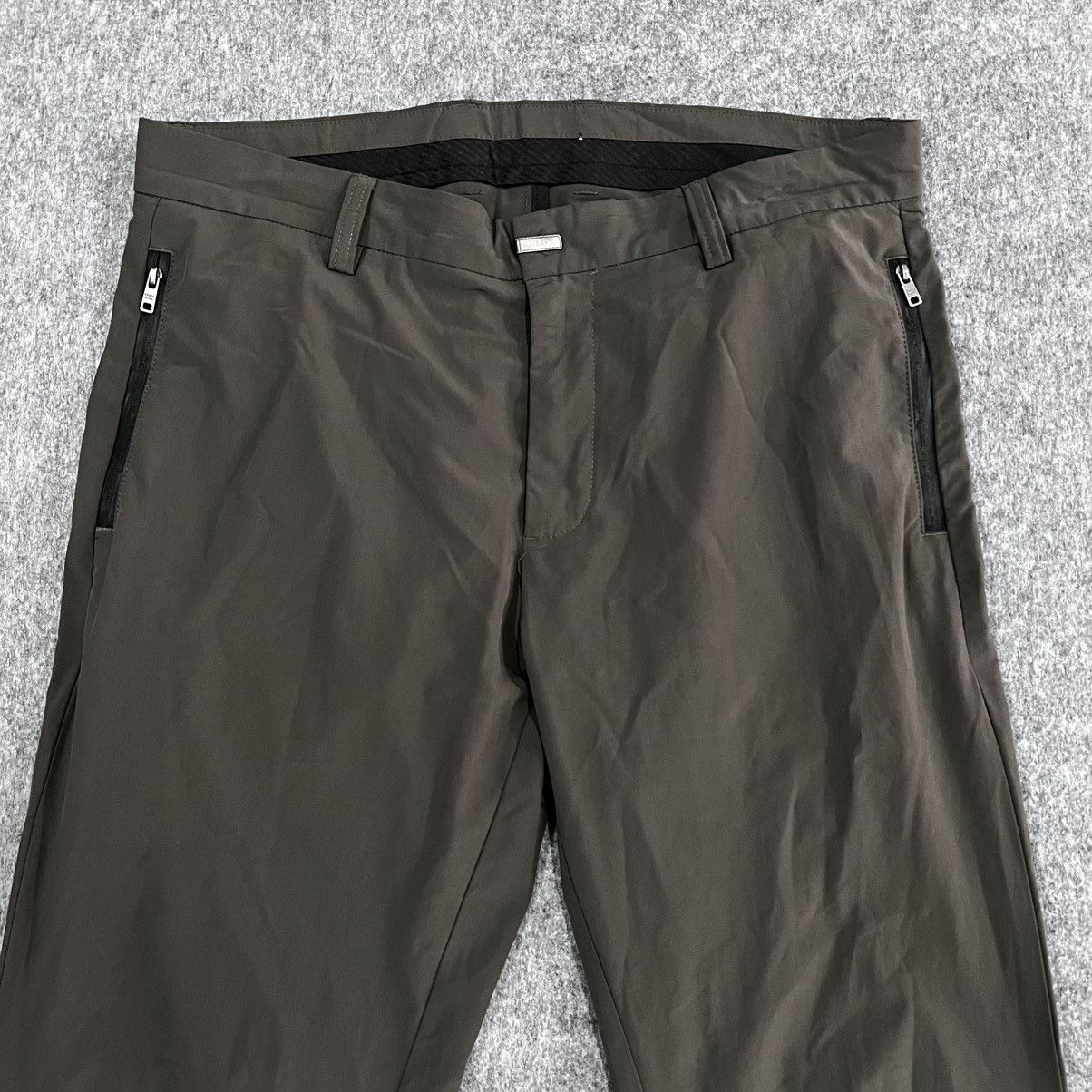 Prada Prada Nylon pants. Size US 34 / EU 50 - 2 Thumbnail