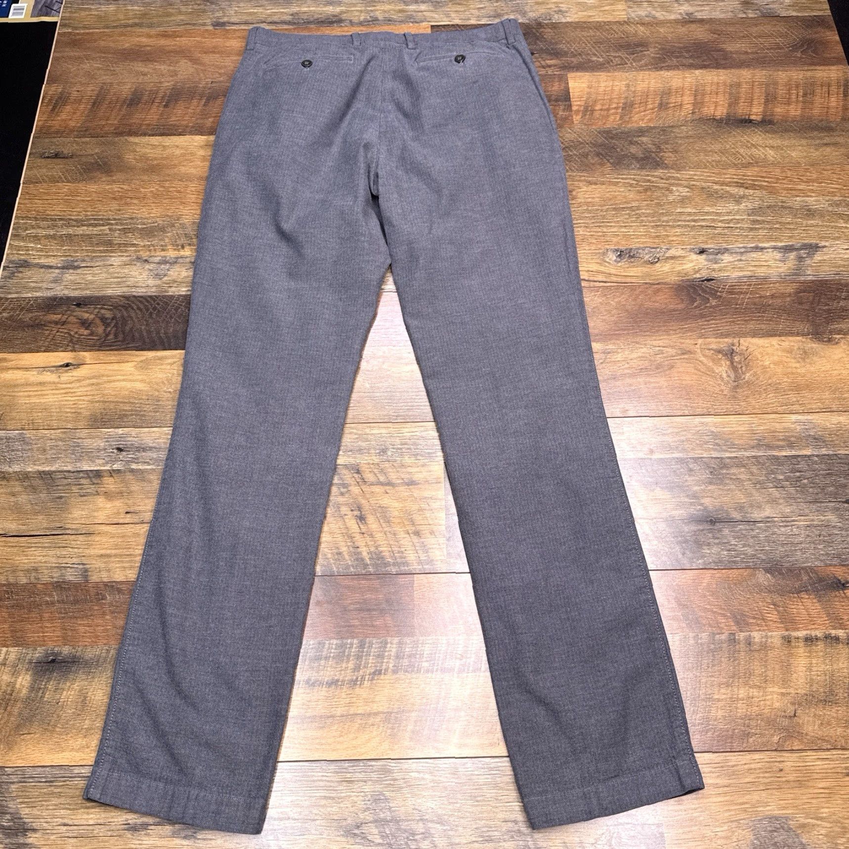 Banana Republic Banana Republic Pants Mens 32x34 Gray Herringbone Flat Front Mid Rise Size US 32 / EU 48 - 3 Thumbnail