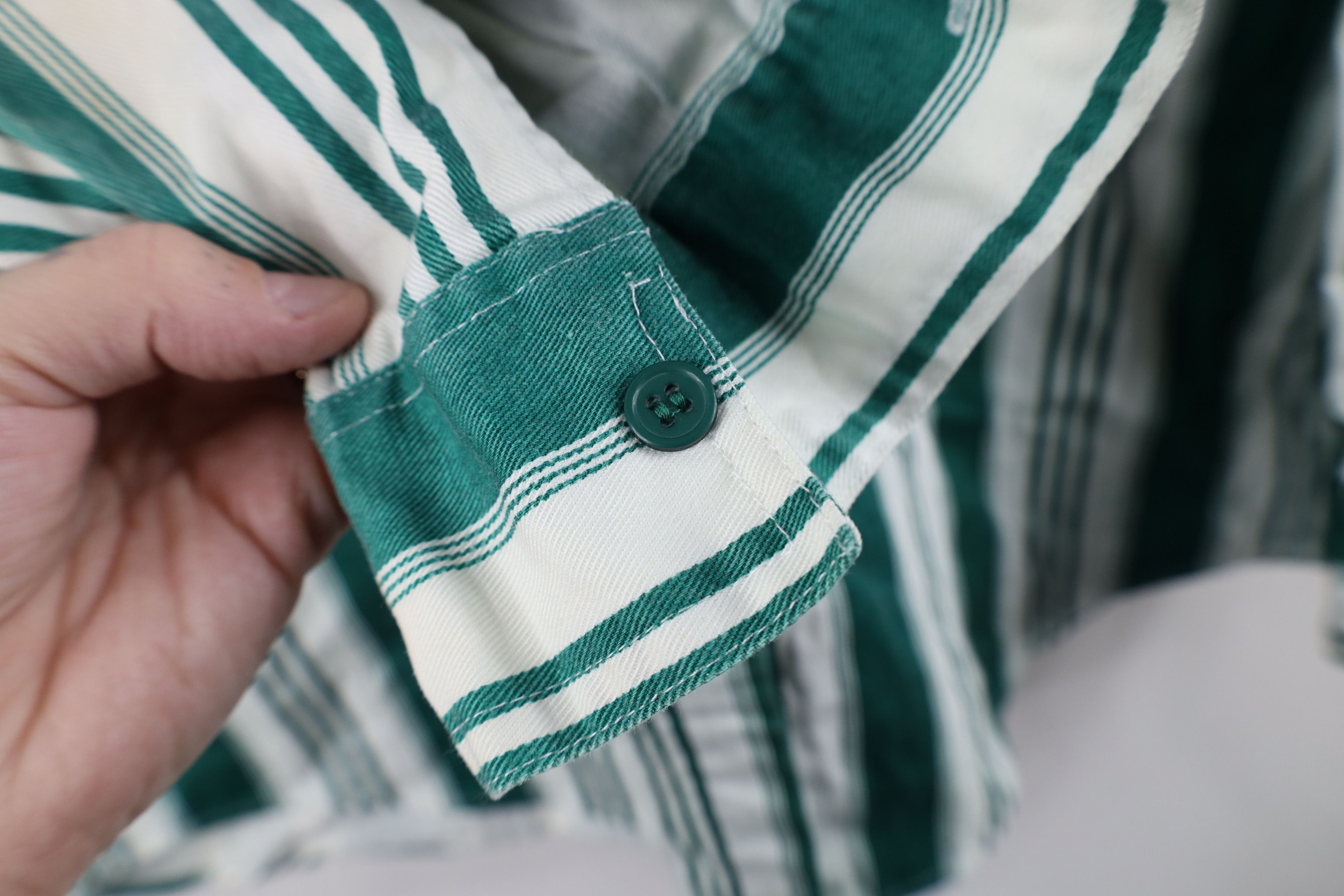 Vintage Vintage 90s Streetwear Striped Collared Button Shirt Size L / US 10 / IT 46 - 8 Thumbnail