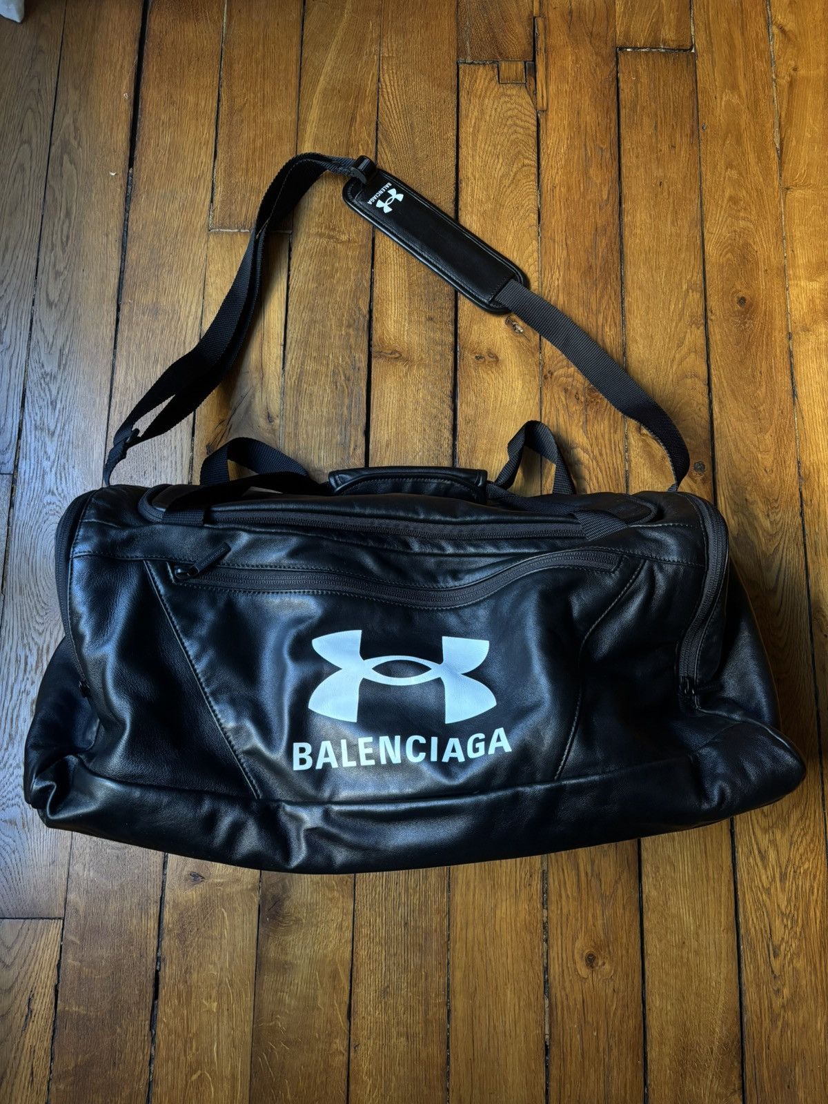 Balenciaga × Under Armour Leather duffle bag/gym bag Size ONE SIZE - 1 Thumbnail