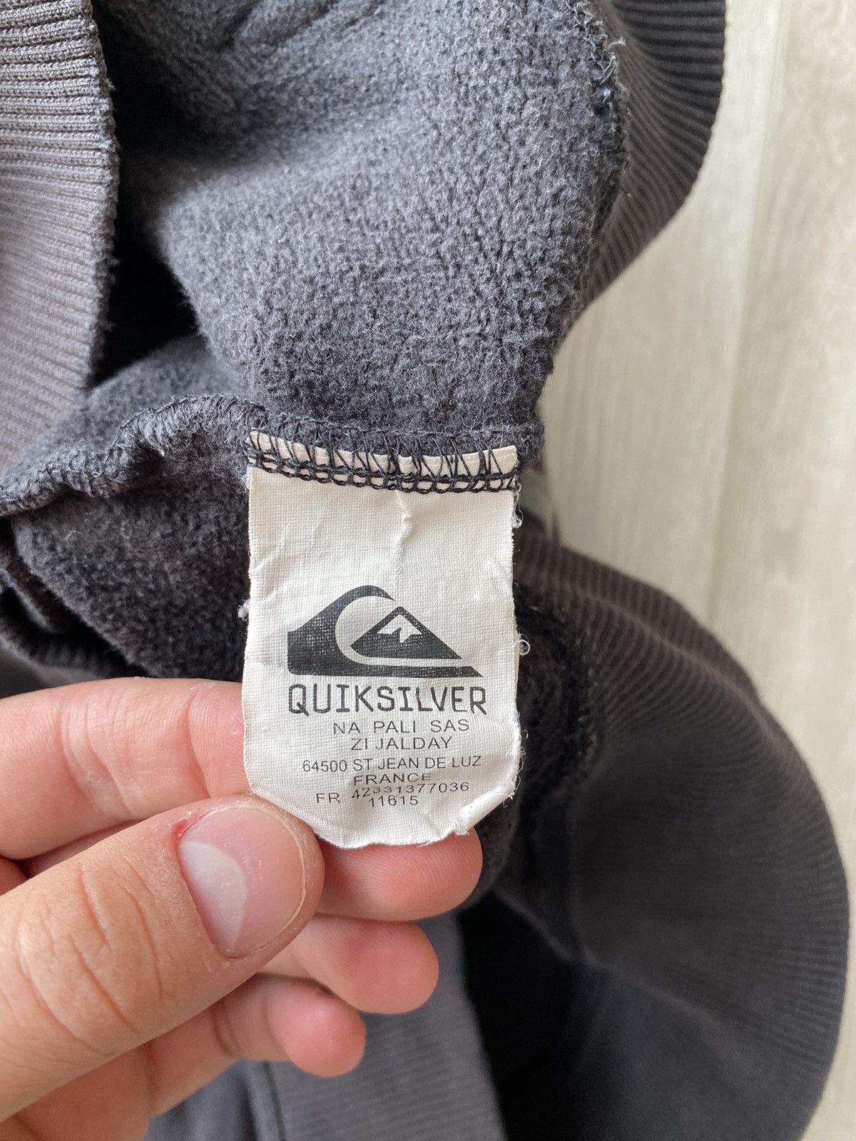 Quiksilver × Vintage Crazy Y2K Quiksilver Cyber Gothic Skater Faded Black Hoodie Size US M / EU 48-50 / 2 - 6 Thumbnail
