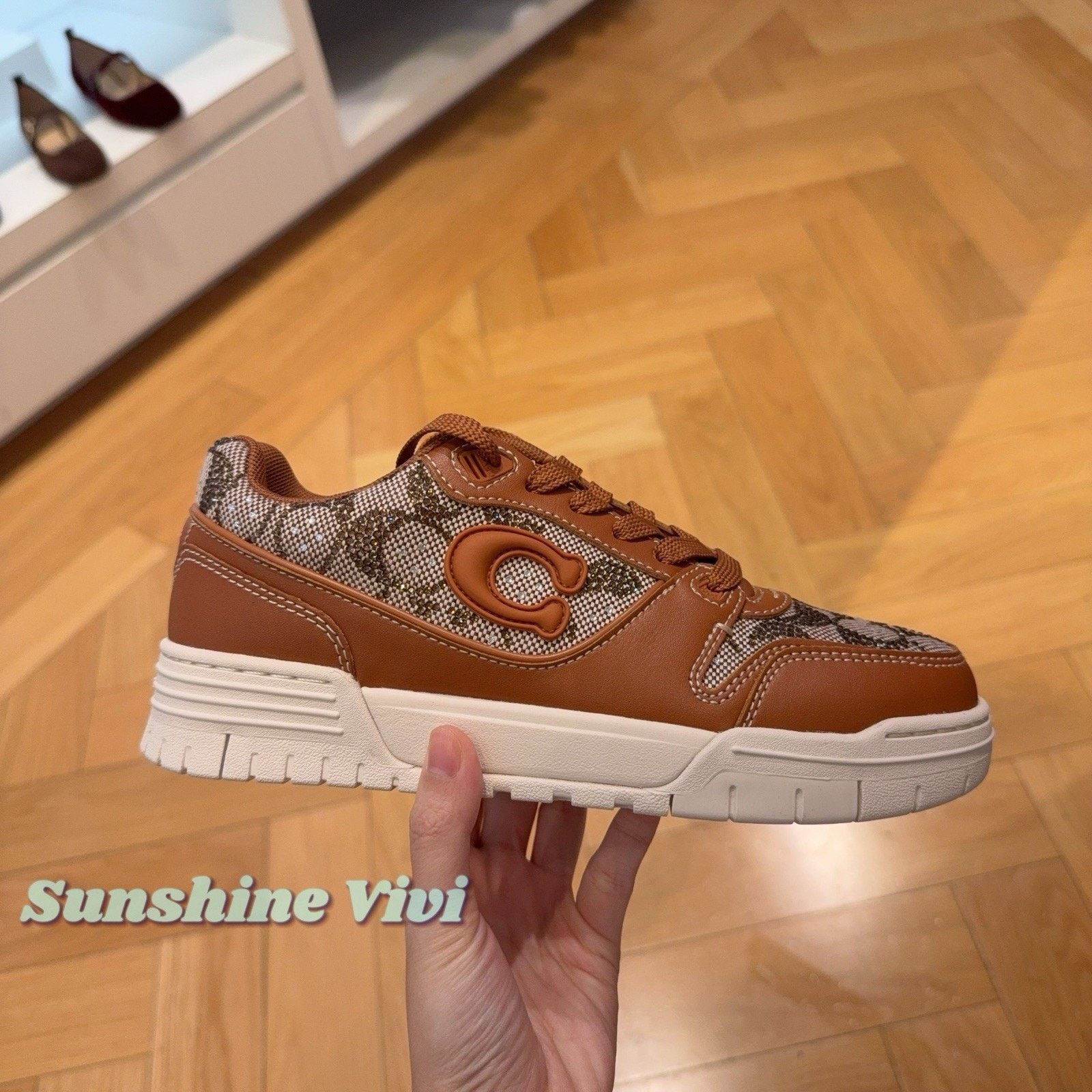 Coach NEW Coach Woman Soho Sneaker Crystal CDE26 Burnished Amber Size US 5 / IT 35 - 1 Thumbnail